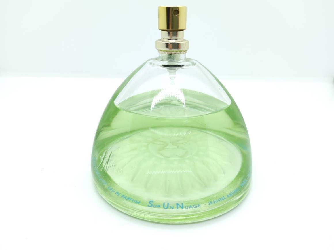 Surunnuage Eau De Parfum Jeanne Arthes 3, 3 Unzen 100 Ml Sur Un Nuage Vintage Surunnuage Eau De Parfum Jeanne Arthes 3, 3 Unzen 100 Ml Sur Un Nuage Vintage von Etsy - Residenzler