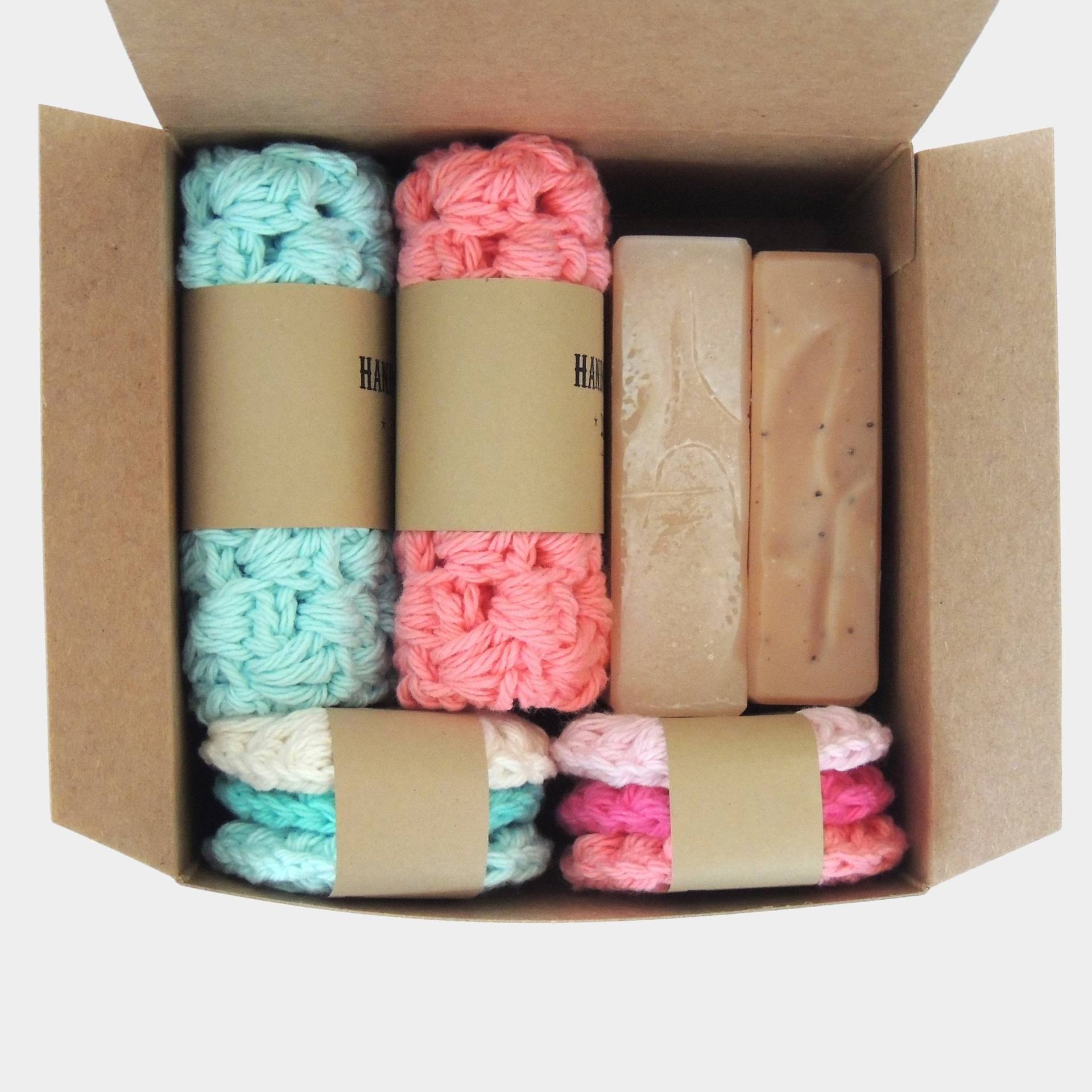 Naturseife Geschenkbox Vegane Seifen, Waschlappen & Scrubbies von Etsy - RightSoap