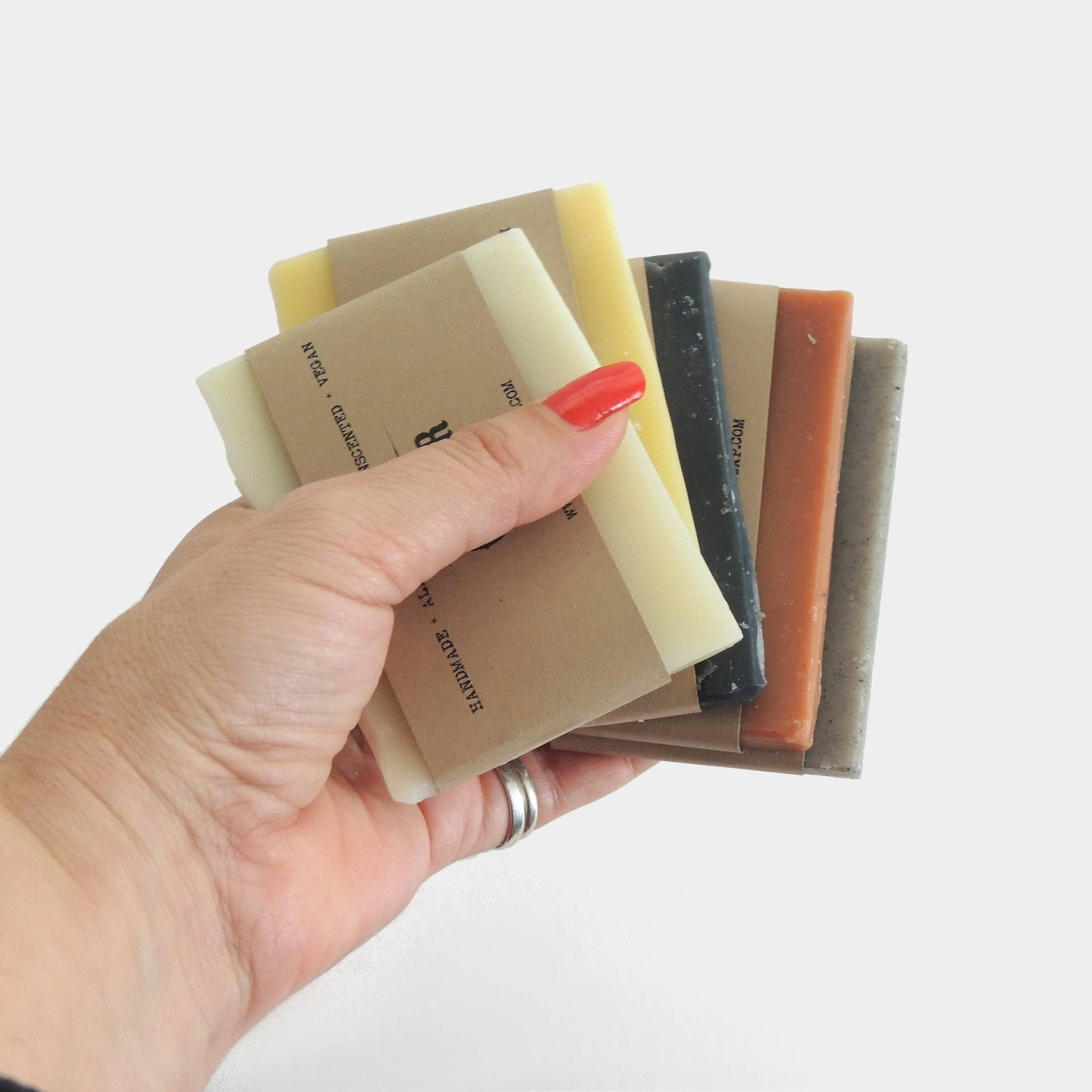 Seife Sampler 5Er Set | Reise Gästeseife Körper Und Gesichtsseife Weihnachtsgeschenk Kleines Geschenk Vegan Nicht Parfümierte, Kalte Prozessseife Seife Sampler 5Er Set | Reise Gästeseife Körper Und Gesichtsseife Weihnachtsgeschenk Kleines Geschenk Vegan Nicht Parfümierte, Kalte Prozessseife von Etsy - RightSoap