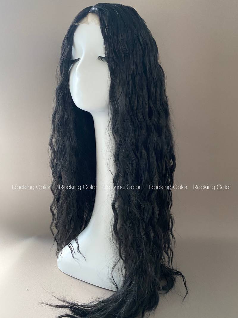 Schwarze Kleine Lace Front Lockige Perücke. 60cm Lange Gratis Perückenkappe von Etsy - RockingColour