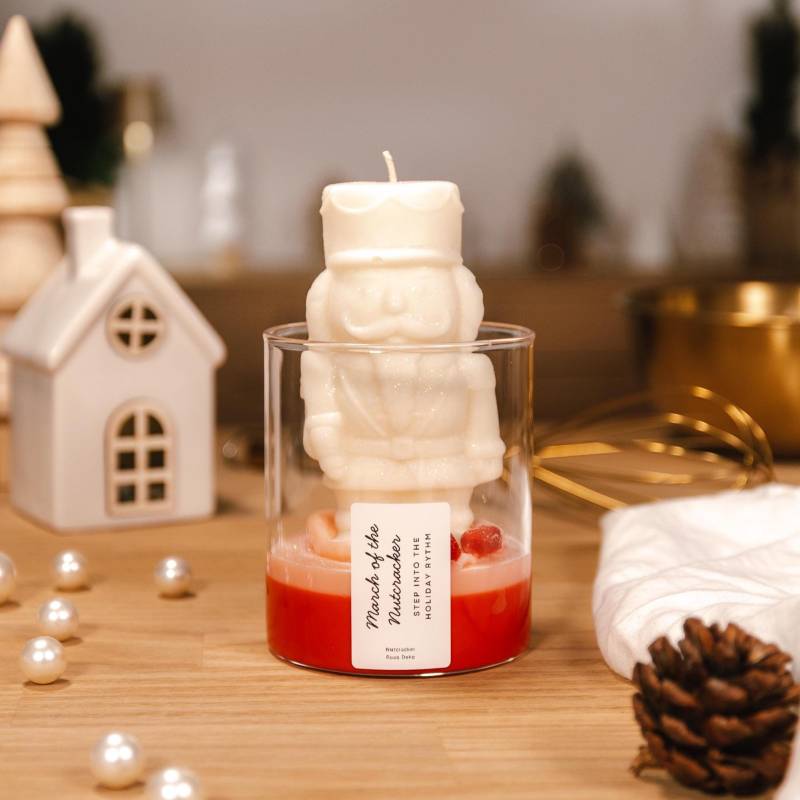 Nussknacker Geschenk Für Sie Weihnachtsgeschenk Mädchen Duftkerze Weihnachten Frauen Mama Kerze von Etsy - RoosDeko