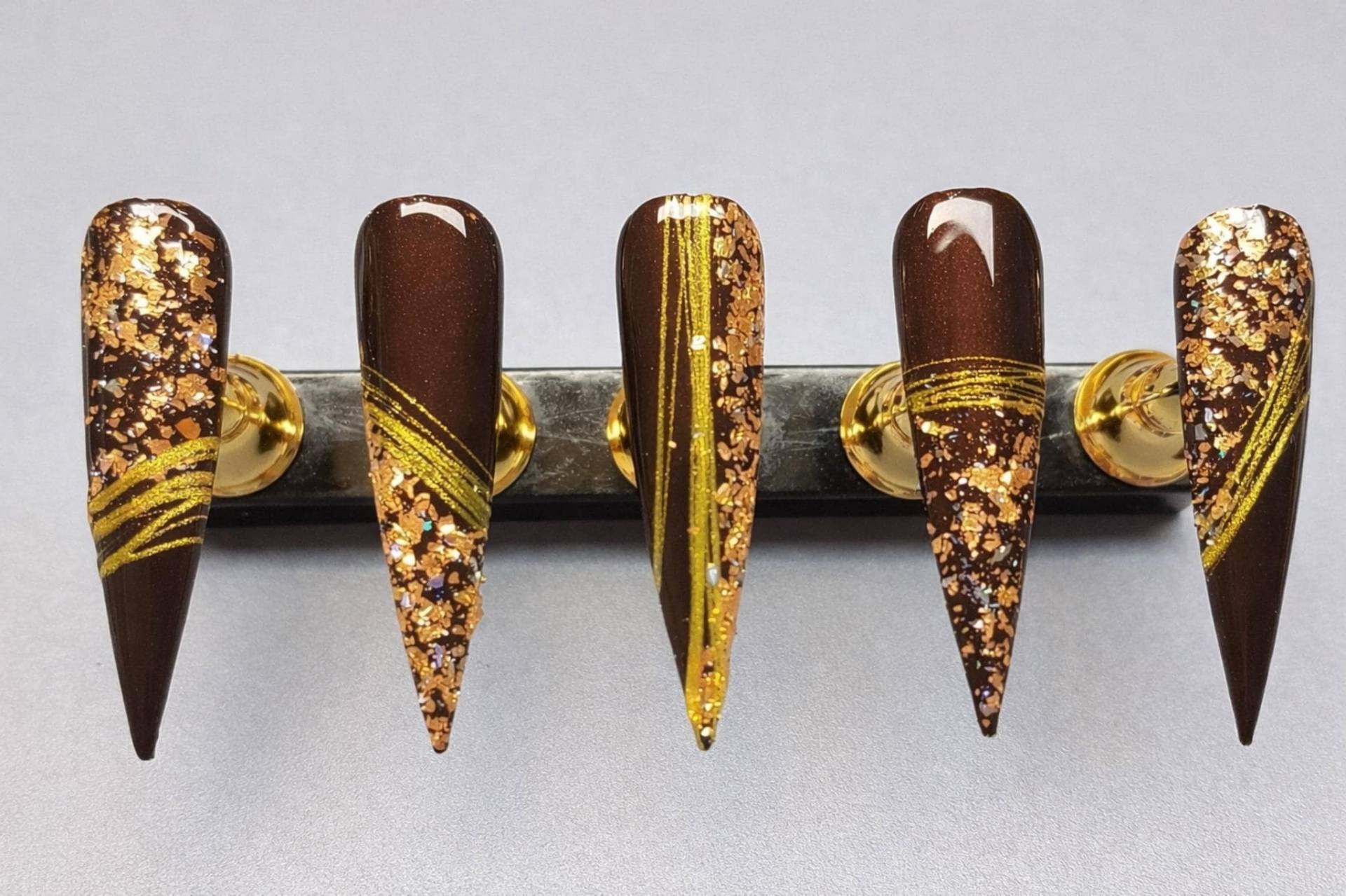 Braun Gold Glitter Drücken Sie Auf Die Nägel | Schokolade Stiletto Fallen Glam Wiederverwendbare Künstliche von Etsy - RoswithaDecor