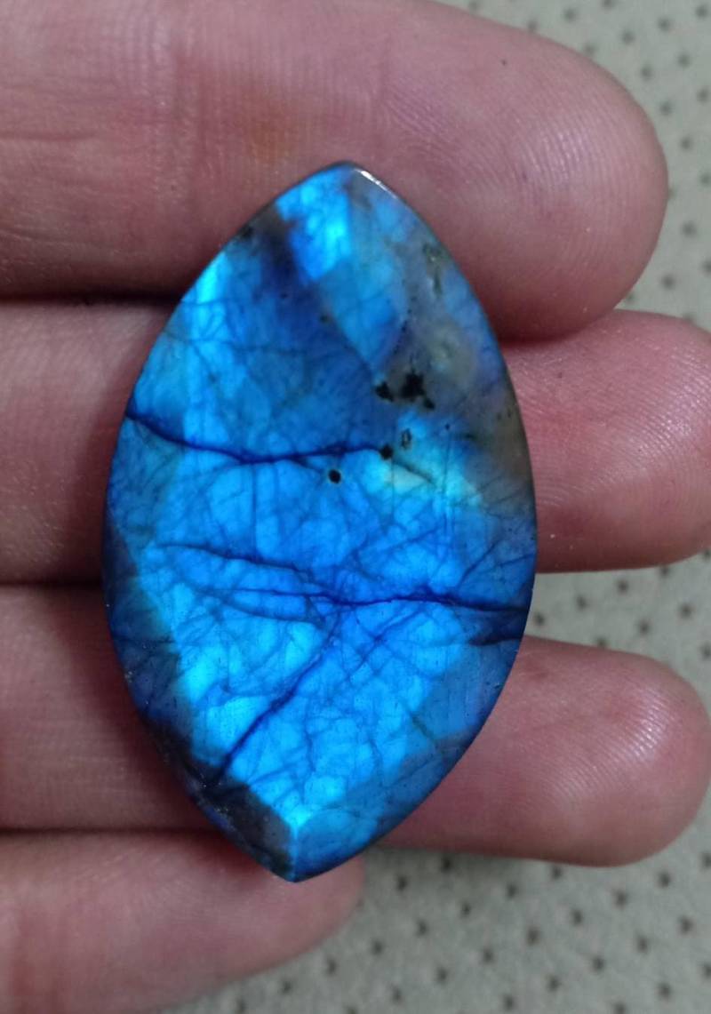 Aaa+ Qulityfull Blauer Labradorit Aaa+ Qulityfull Blauer Labradorit von Etsy - RoyalgemsGoods