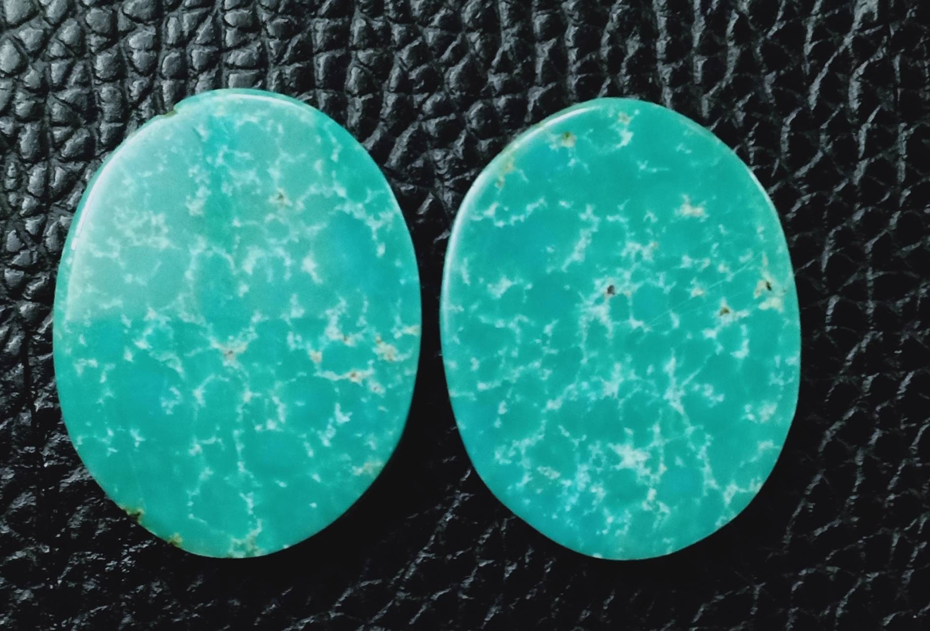 Aaa+Qulity Türkis 2Pec Ovel Shape.siz 17x22mm. Gewicht 25.55 Caratnatural.tibaten.turquoise Itam Machen Ist Gut Aaa+Qulity Türkis 2Pec Ovel Shape.siz 17x22mm. Gewicht 25.55 Caratnatural.tibaten.turquoise Itam Machen Ist Gut von Etsy - RoyalgemsGoods