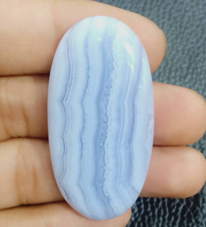 Gute Qulity Blau Lece Achat Siz 24x48mm Gewicht 68, 80 Karat Ovel Form. Machen Ist Gut Shine Blue Itam Gute Qulity Blau Lece Achat Siz 24x48mm Gewicht 68, 80 Karat Ovel Form. Machen Ist Gut Shine Blue Itam von Etsy - RoyalgemsGoods