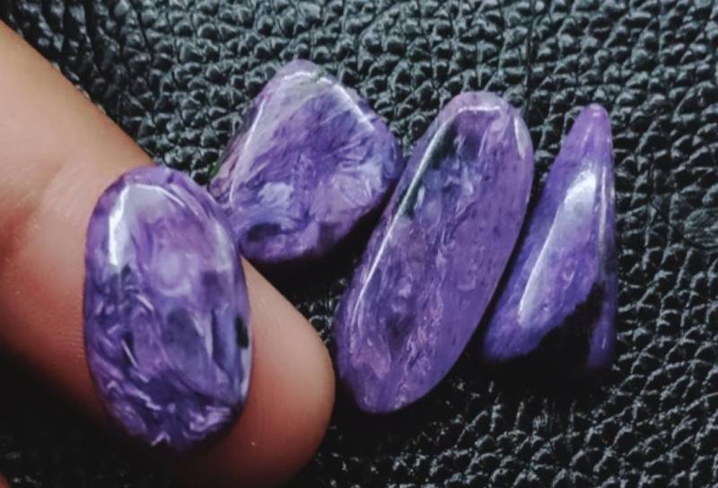 Natural.chorite Gute Qulity4 Pic Lot. Mix Shape.mix Siz.blue Farbe Gewicht 43.20 Karat Natural.chorite Gute Qulity4 Pic Lot. Mix Shape.mix Siz.blue Farbe Gewicht 43.20 Karat von Etsy - RoyalgemsGoods