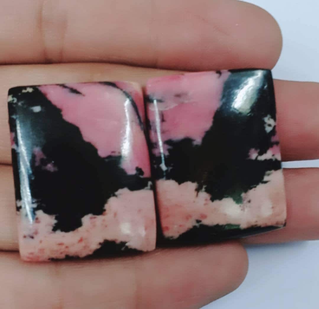 Rhodonite Siz24x30 Mm. Weight 100 Carat 2 Pic Lot.big Rhodonite Siz24x30 Mm. Weight 100 Carat 2 Pic Lot.big von Etsy - RoyalgemsGoods