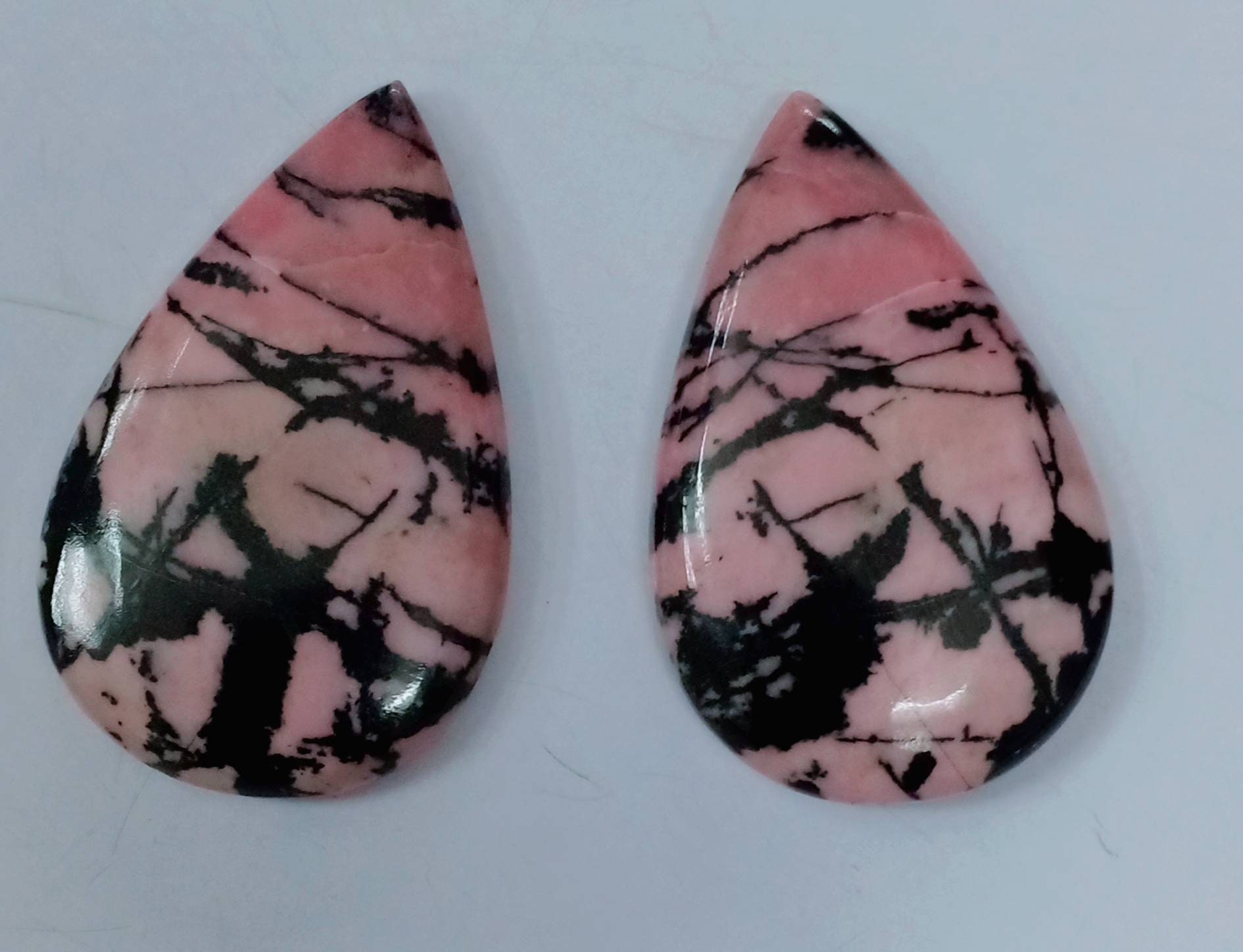 Rhodonite2 Pic Lot.big Pic. Siz .27x43 Mm.pear Shape.weight130 Rhodonite2 Pic Lot.big Pic. Siz .27x43 Mm.pear Shape.weight130 von Etsy - RoyalgemsGoods