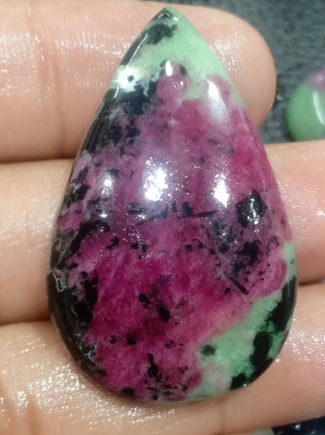 Rubin-Zoitit. Gewicht 46 Carat.siz 25x40mm Birne Shape.big Pec Voll Rubyshine Itam. Machen Ist Gut Gemacht in Mede Rubin-Zoitit. Gewicht 46 Carat.siz 25x40mm Birne Shape.big Pec Voll Rubyshine Itam. Machen Ist Gut Gemacht in Mede von Etsy - RoyalgemsGoods
