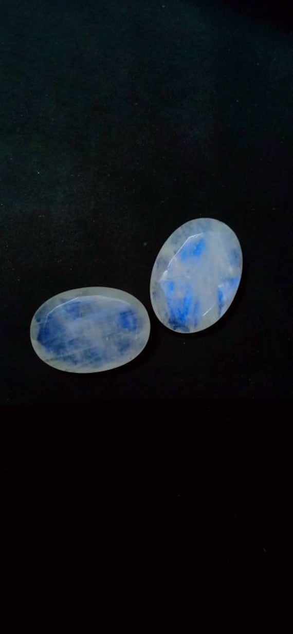 Top Qulity 2 Pec Lot Rainbwo Mondstein Facettiert Siz 18x25 Mm. Gewicht 45, 90 Karat.. Ovel-Form von Etsy - RoyalgemsGoods