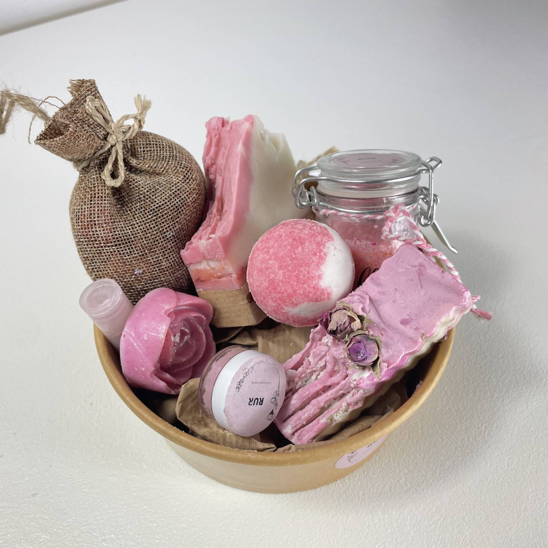 Rur Soap-Seife Geschenk Set - Seifen Set.selbstgemachte Naturseifen in Geschenkset Rur Soap-Seife Geschenk Set - Seifen Set.selbstgemachte Naturseifen in Geschenkset von Etsy - Rursoap