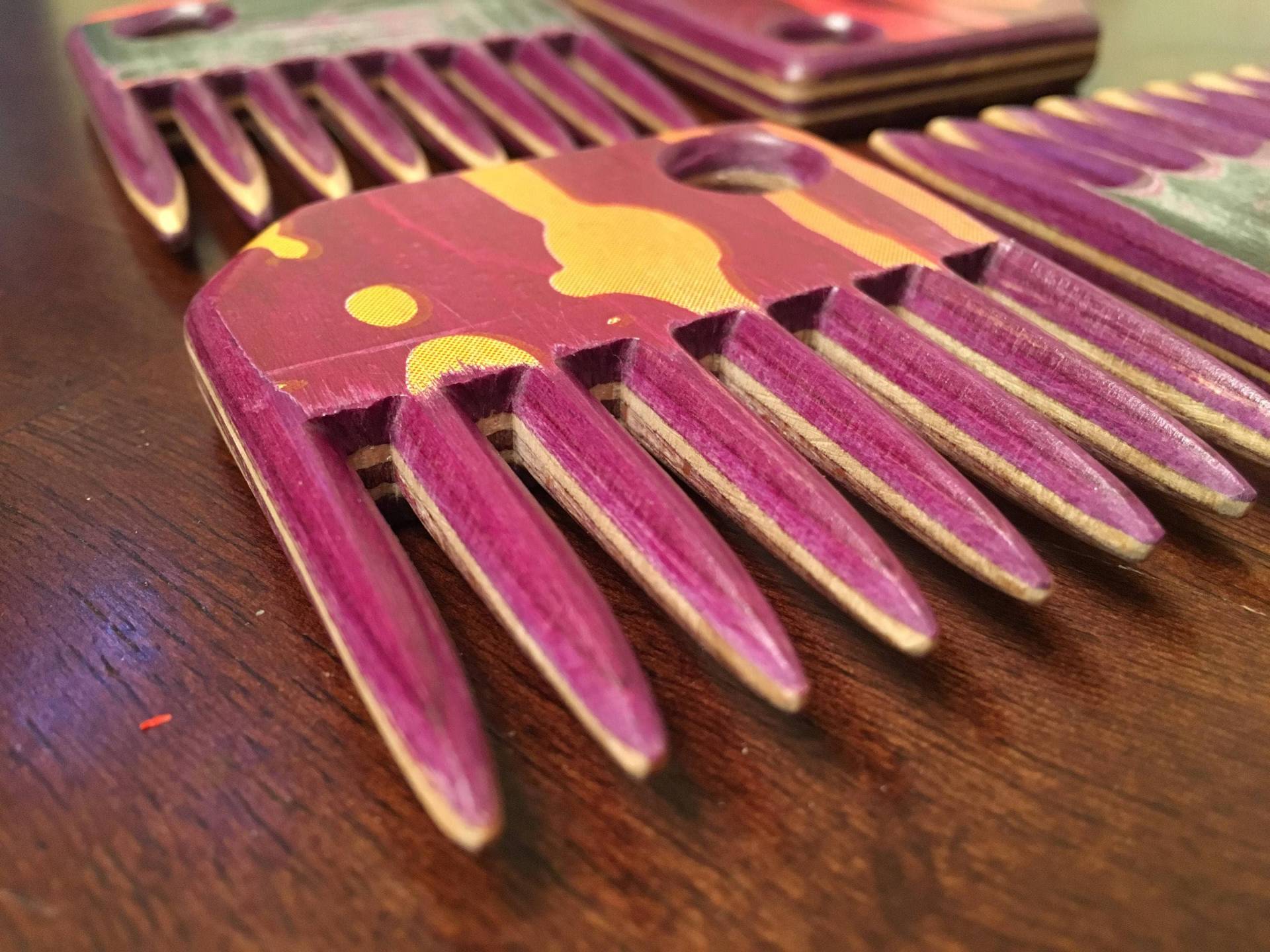 Lila Bartkamm Handgefertigt Aus Recyceltem Skateboard von Etsy - RustyBellBeardCO