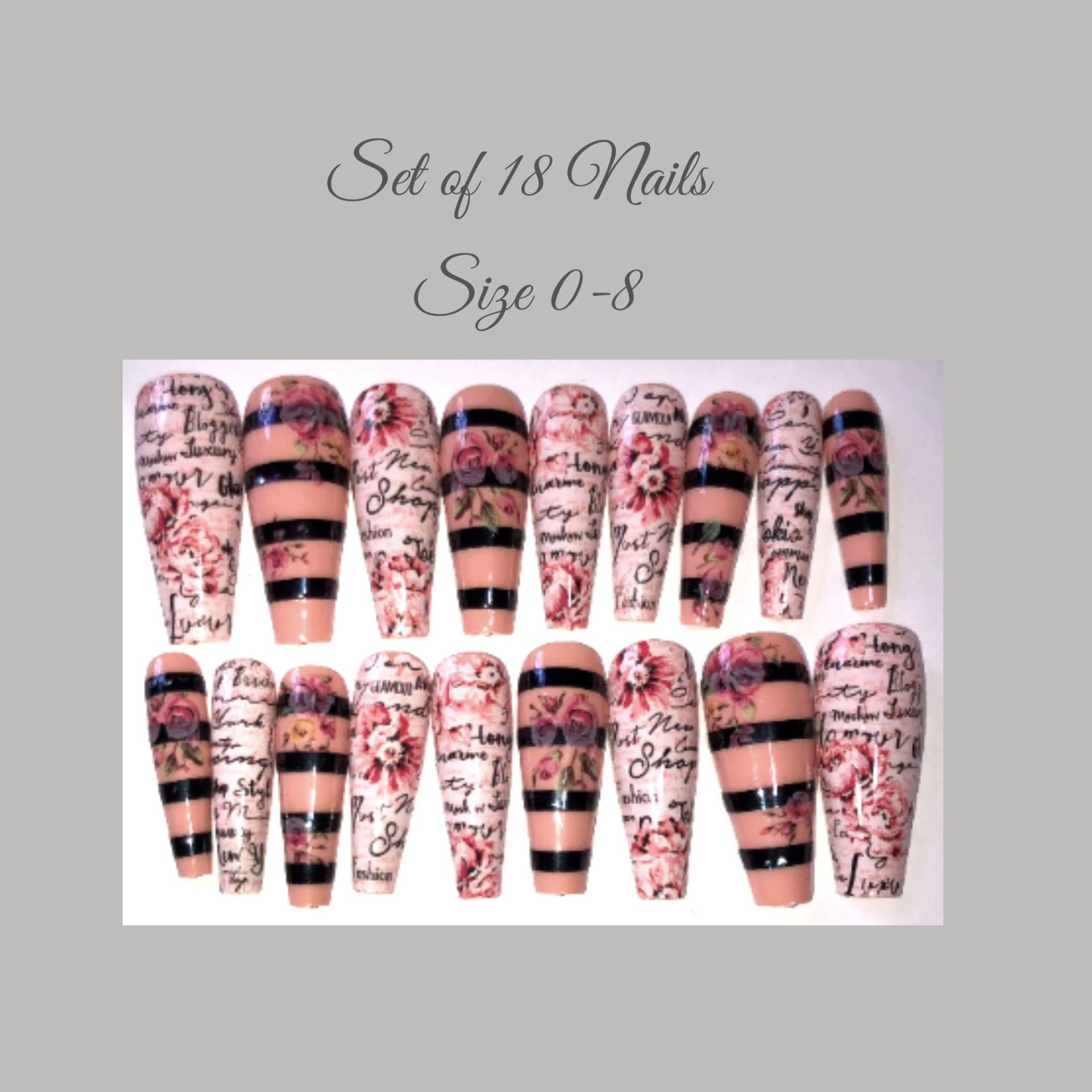 Schwarze Streifen, Blumen Und Buchstaben Aufdruck Nagel Set - Ex-Long Ballerina | Größe 0-8 Schwarze Streifen, Blumen Und Buchstaben Aufdruck Nagel Set - Ex-Long Ballerina | Größe 0-8 von Etsy - RuthlessNailDesigns