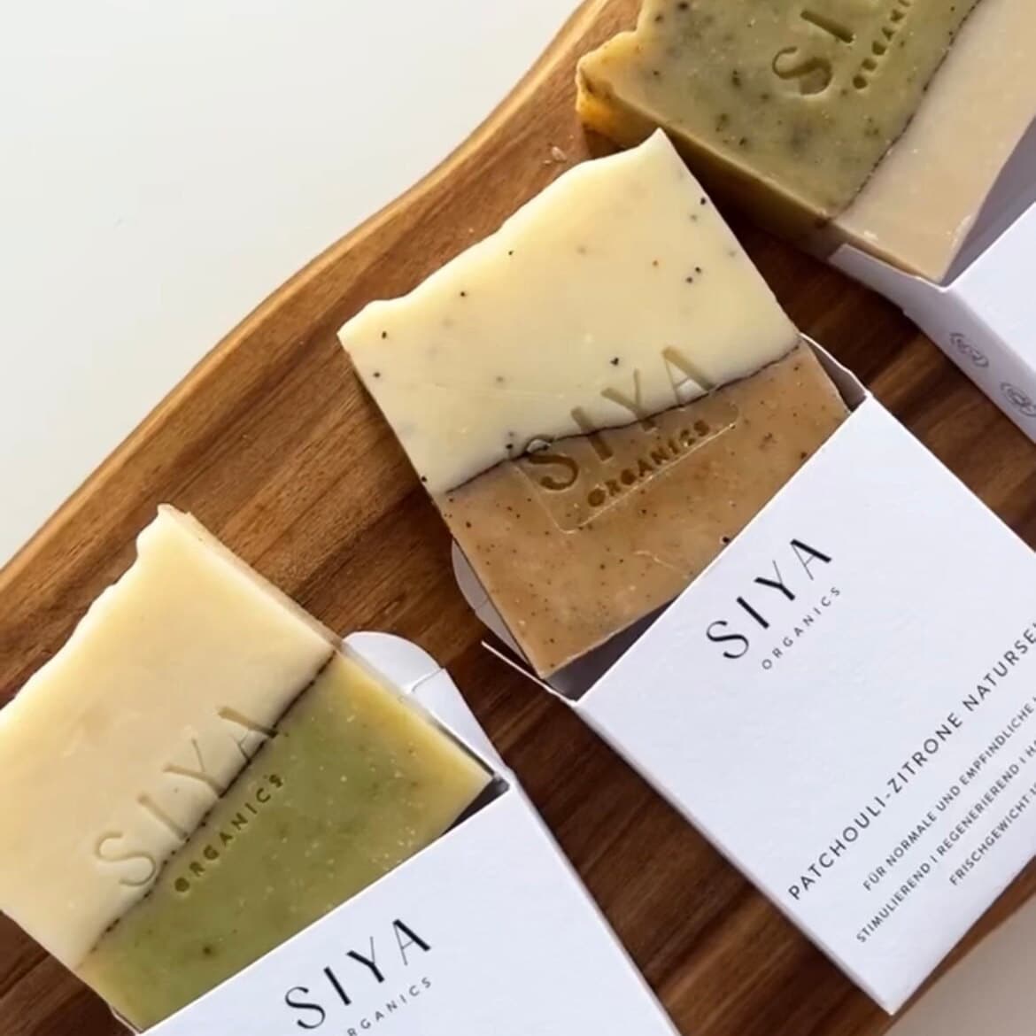 Patschuli-Zitrone - Premium Natural Soap Hochwertige Naturseife Patchouli-Lemon Patschuli-Zitrone - Premium Natural Soap Hochwertige Naturseife Patchouli-Lemon von Etsy - SIYAorganics