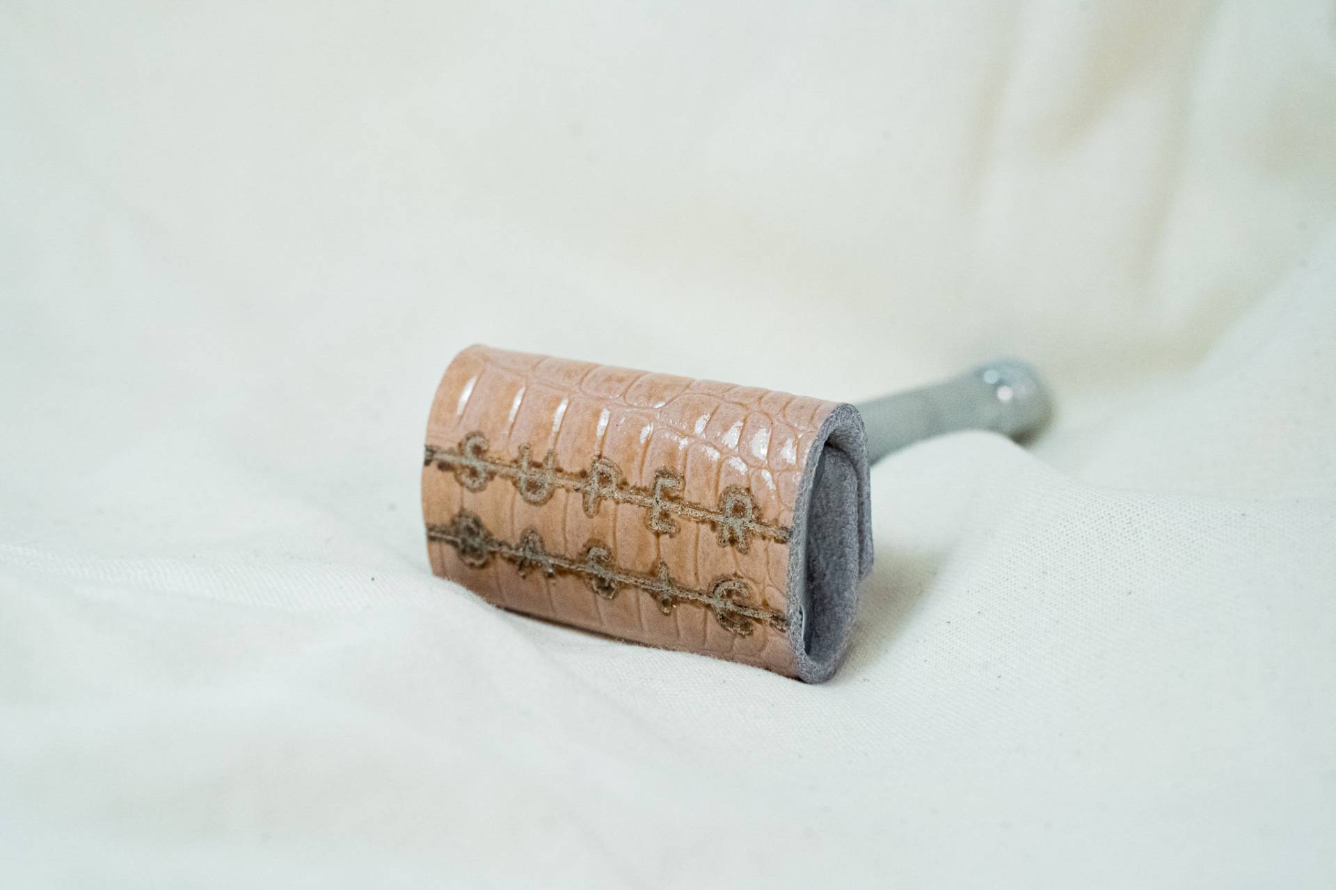 Schutzhülle Für Den Rasierer, Lederhülle Rasierschutz, Leder Accessoires, Recyceltes Super Basic Schutzhülle Für Den Rasierer, Lederhülle Rasierschutz, Leder Accessoires, Recyceltes Super Basic von Etsy - SUPERBASICBERLIN