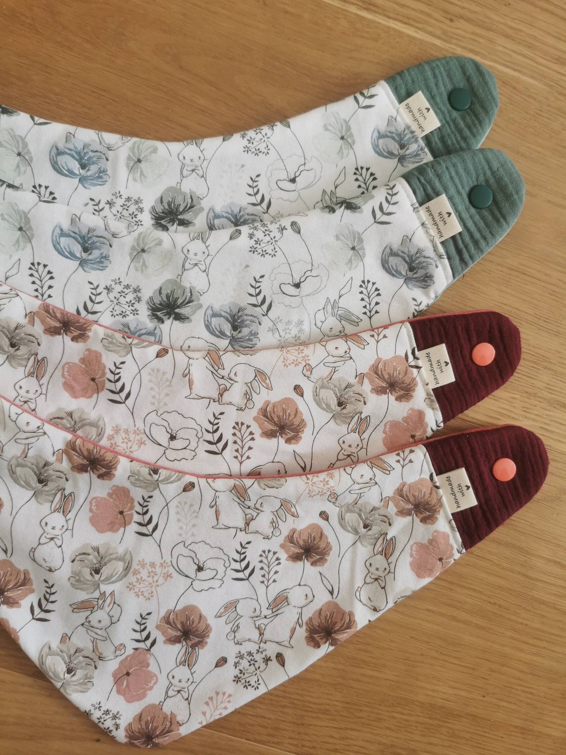 Baby Lätzchen Halstuch Für Kinder Oder Kleine Hunde. Motiv Hasen Osterhasen. Geschenk Ostern. Newborn Bis Kita Alter Baby Lätzchen Halstuch Für Kinder Oder Kleine Hunde. Motiv Hasen Osterhasen. Geschenk Ostern. Newborn Bis Kita Alter von Etsy - Sabbarazzi