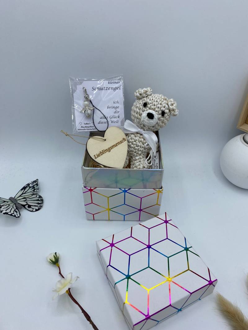 Geschenkbox Set Für Besondere Menschen Mit Handgemachten Produkten von Etsy - SabinesMaschenpalast