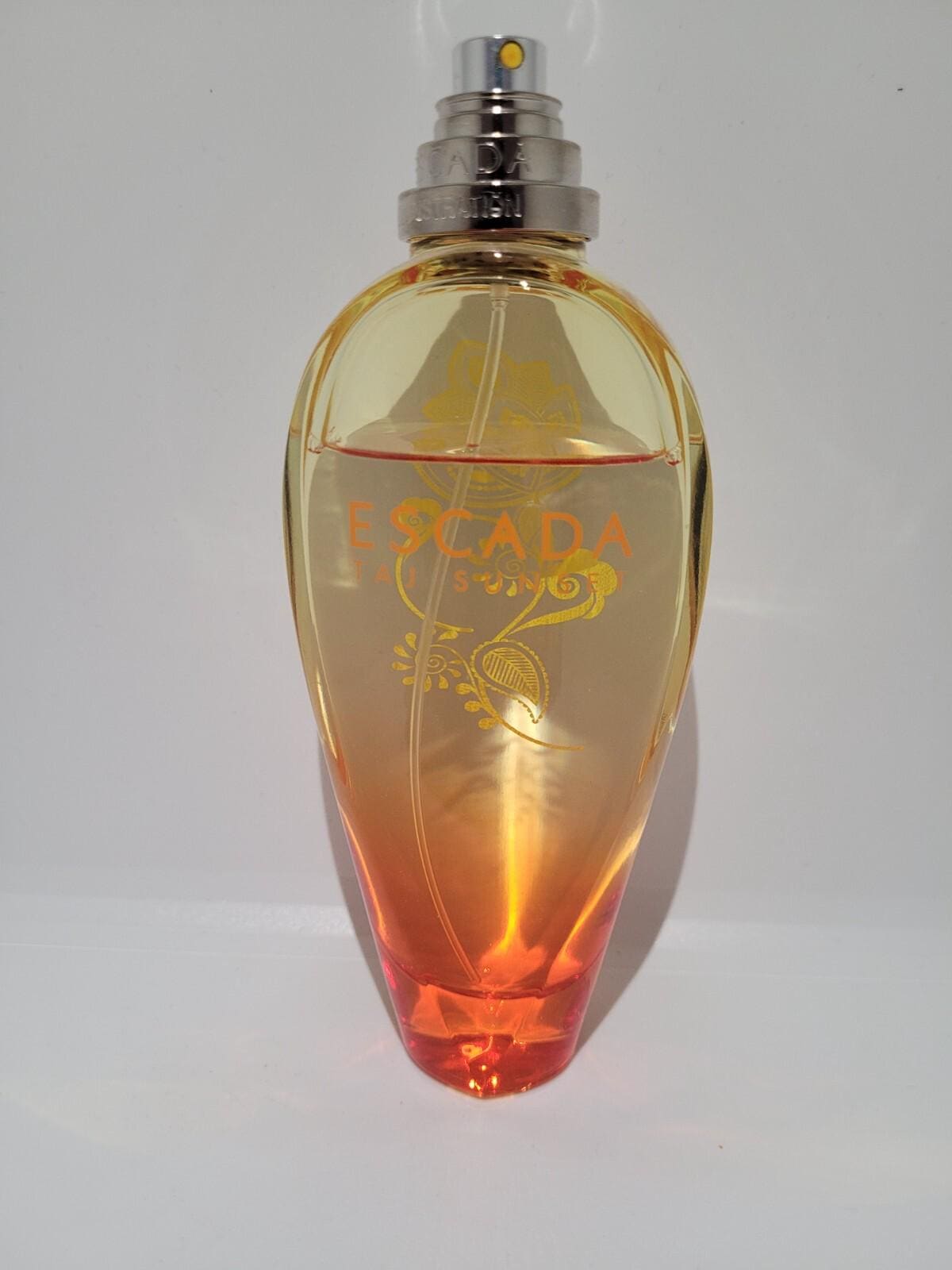 Escada Taj Sunset Eau De Toilette 100Ml Escada Taj Sunset Eau De Toilette 100Ml von Etsy - Saidoo00