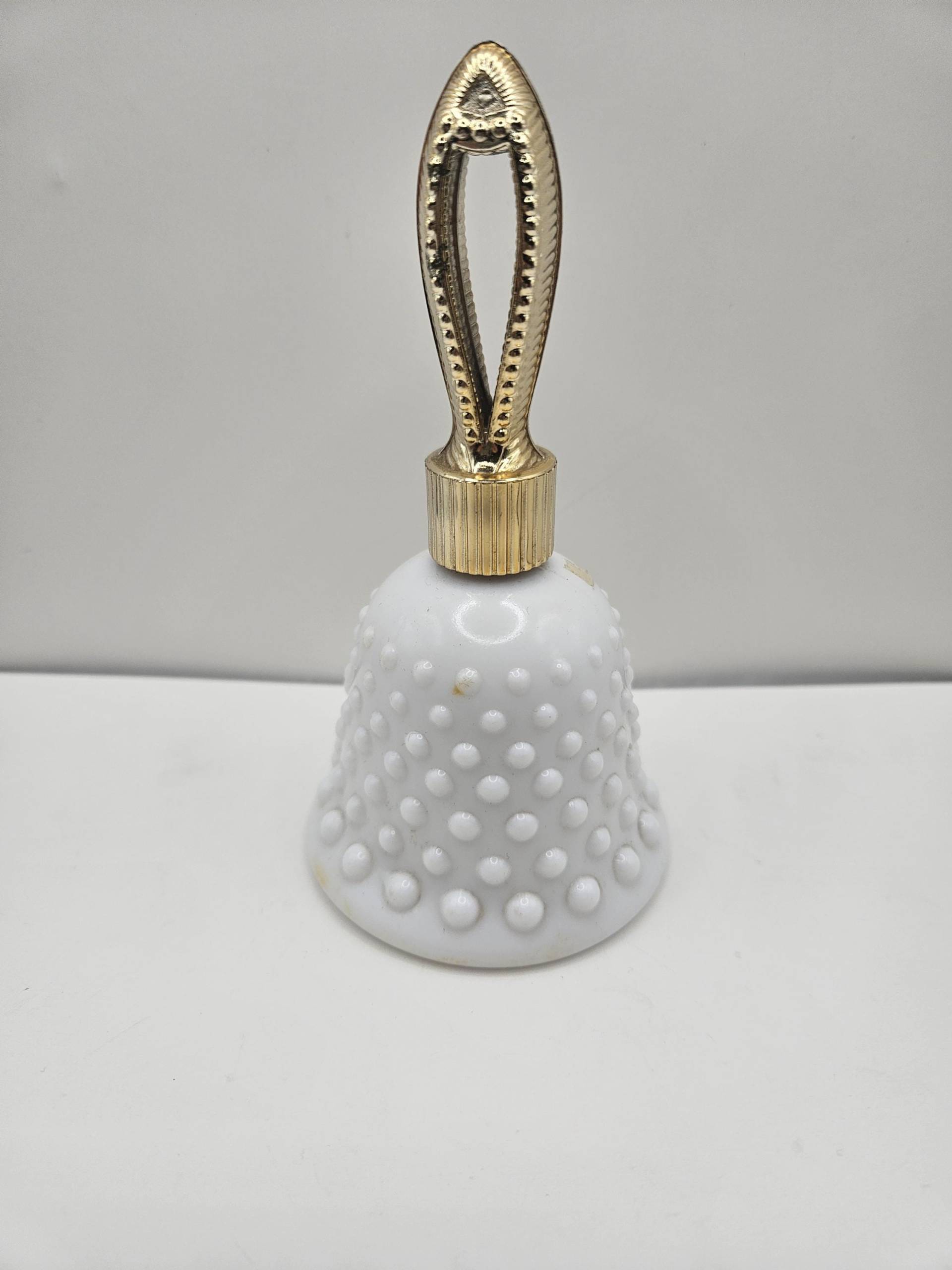 Avon Hobnail Bell Bottle Eau De Cologne 60Ml von Etsy - Saidoooo