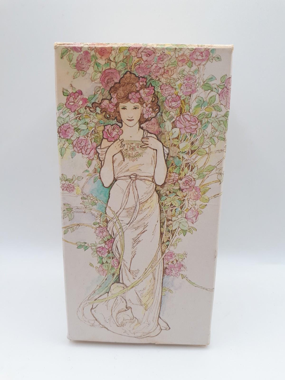 Avon The Classical Figurine Charisma Eau De Toilette 50 Ml von Etsy - Saidoooo