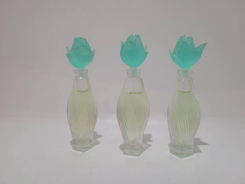 Lalique Claire Eau De Toilette 3x 4, 5Ml Lalique Claire Eau De Toilette 3x 4, 5Ml von Etsy - Saidoooo