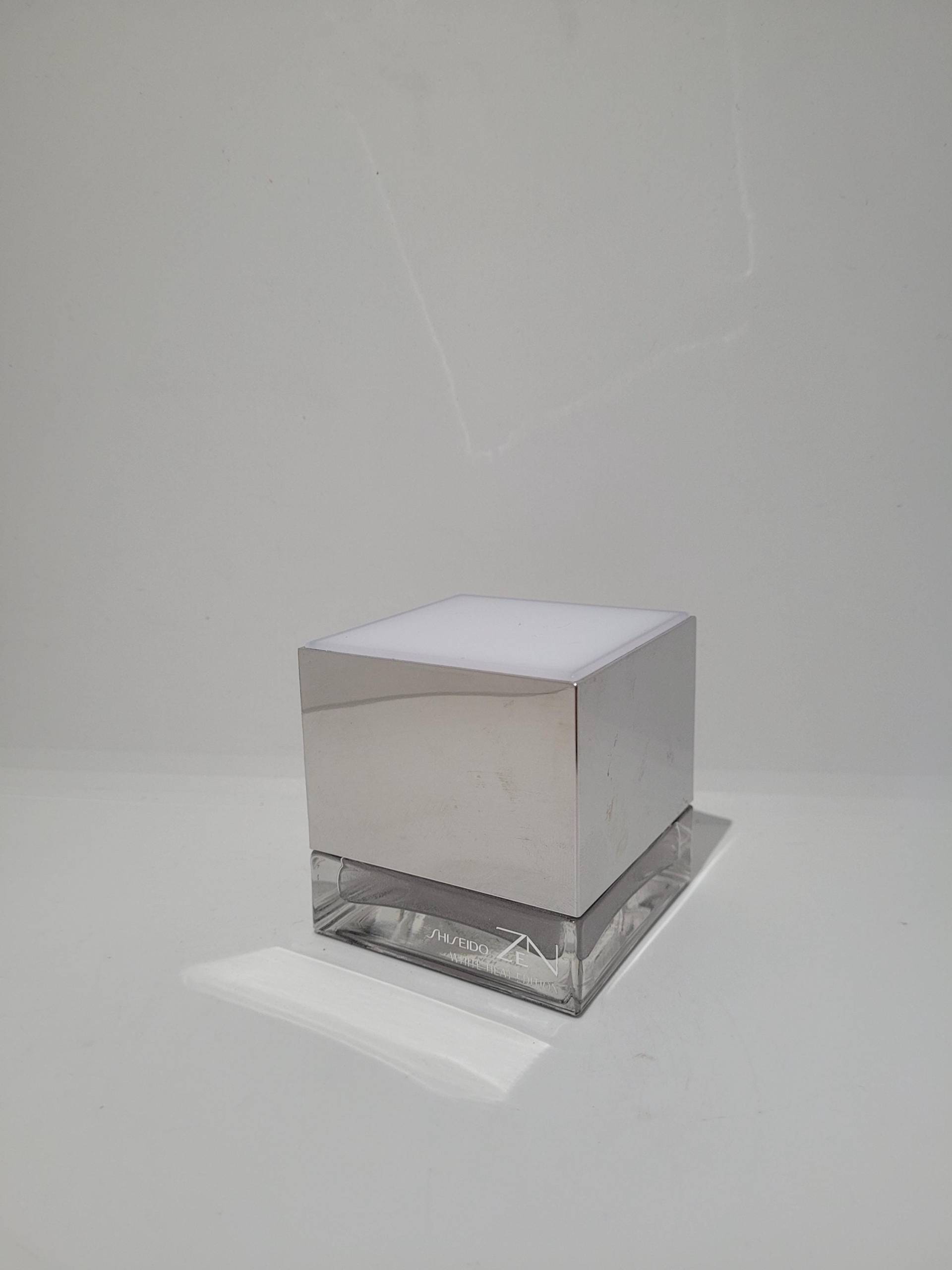 Shiseido Zen White Heat Edition Eau De Parfum 50Ml Shiseido Zen White Heat Edition Eau De Parfum 50Ml von Etsy - Saidoooo