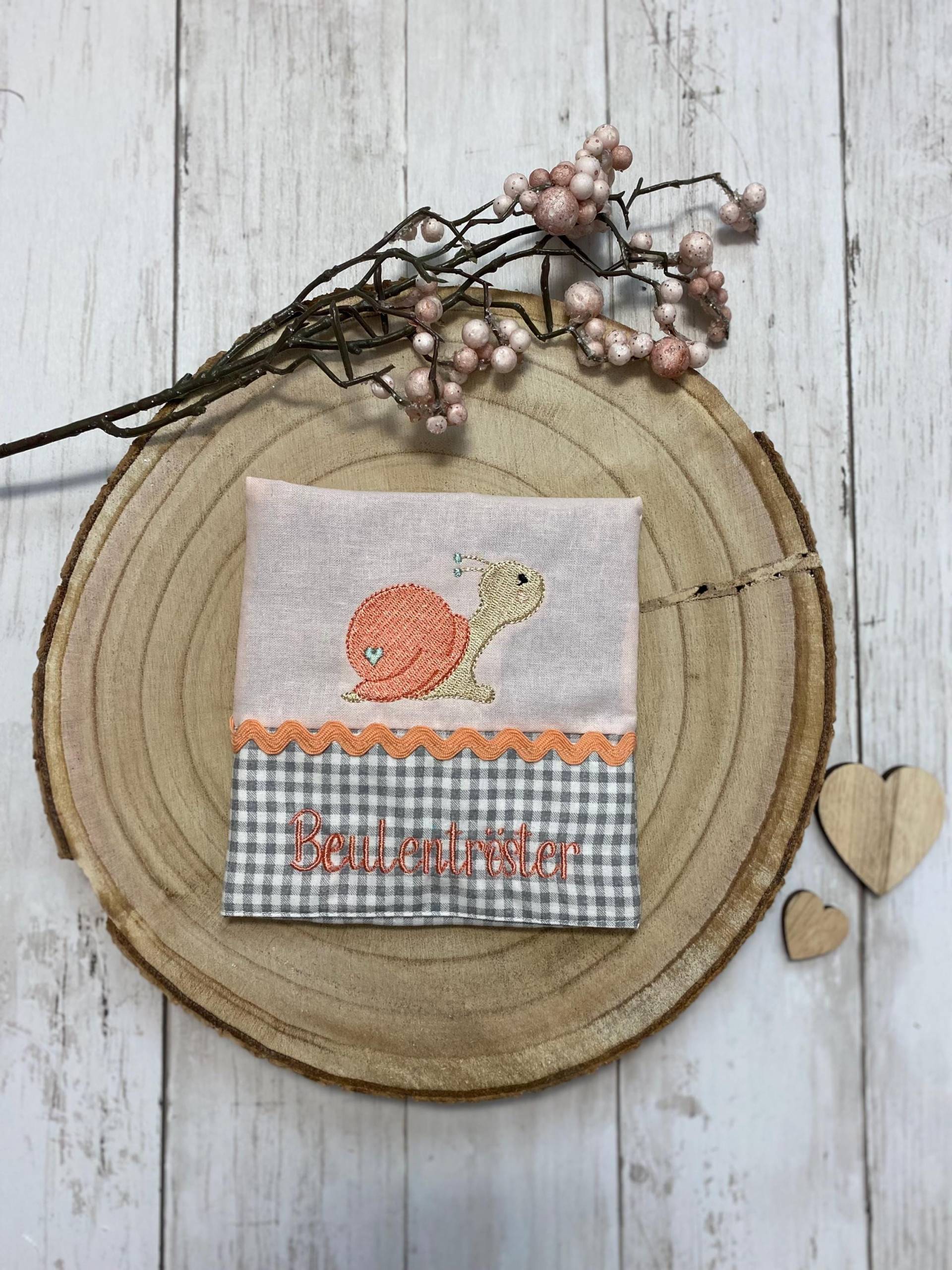 Beulentröster Incl. Kühlpad, Kühlkissen, Wärmekissen, Motiv-Schnecke Mit Stoffhülle Trostkissen, Zahnfee, Personalisiert, Cooling Pad Beulentröster Incl. Kühlpad, Kühlkissen, Wärmekissen, Motiv-Schnecke Mit Stoffhülle Trostkissen, Zahnfee, Personalisiert, Cooling Pad von Etsy - SandyskleinesAtelier
