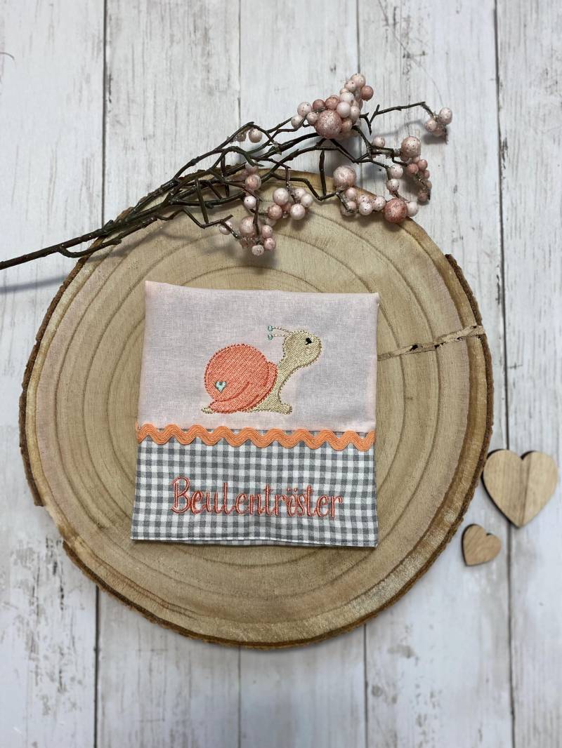 Beulentröster Incl. Kühlpad, Kühlkissen, Wärmekissen, Motiv-Schnecke Mit Stoffhülle Trostkissen, Zahnfee, Personalisiert, Cooling Pad von Etsy - SandyskleinesAtelier