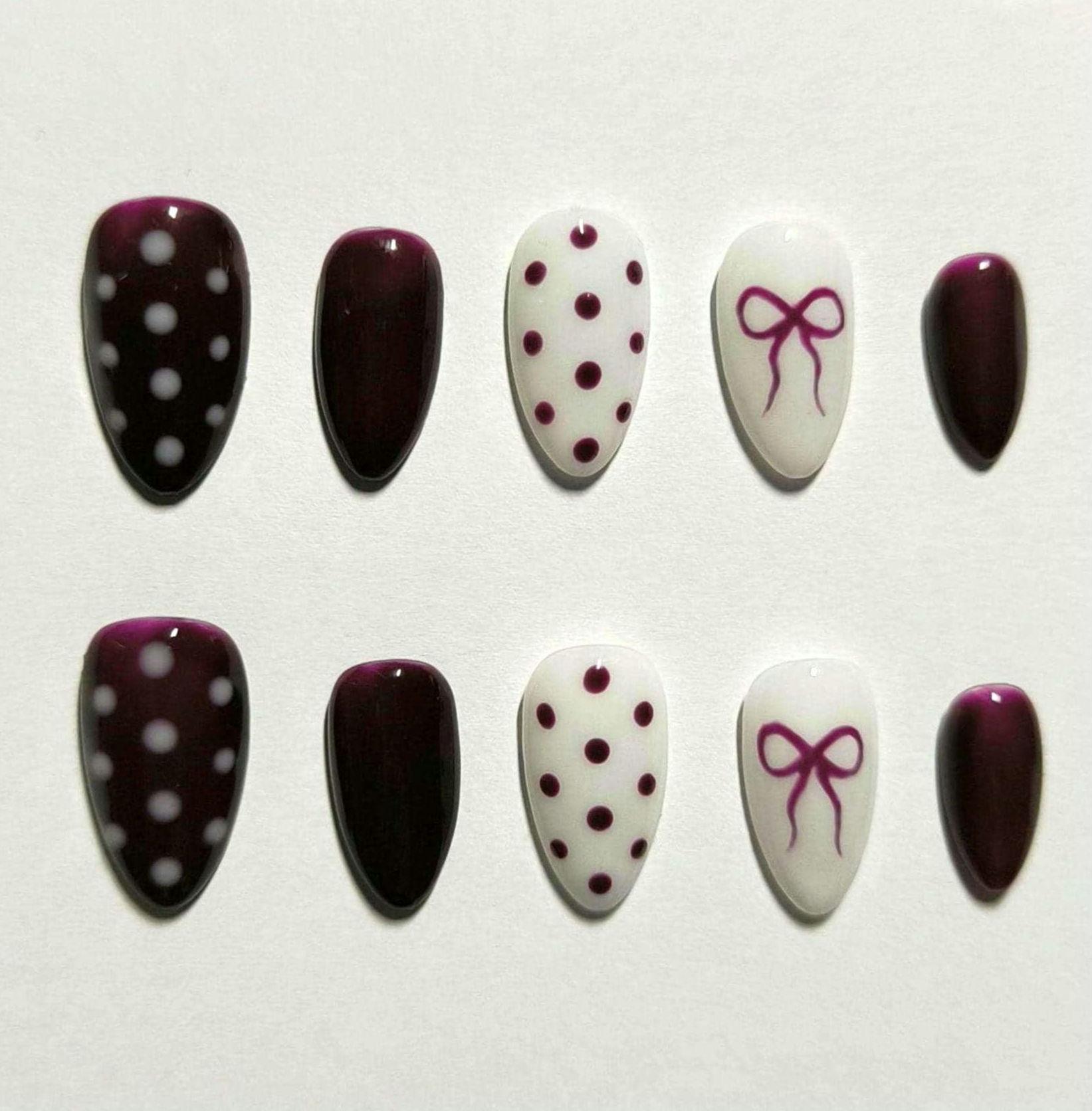 Burgundy Bow Press-On Nails - Handmade Nail Set von Etsy - SarahsNailsBoutique