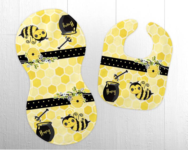 Hummel Honig Spucktuch | Baby Lätzchen Set von Etsy - SassysConfections