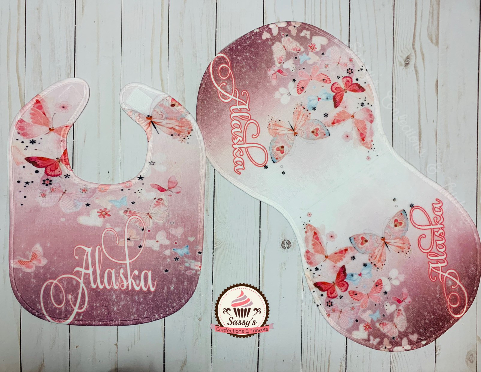 Schmetterlingstuch | Baby-Ätzchen Set von Etsy - SassysConfections
