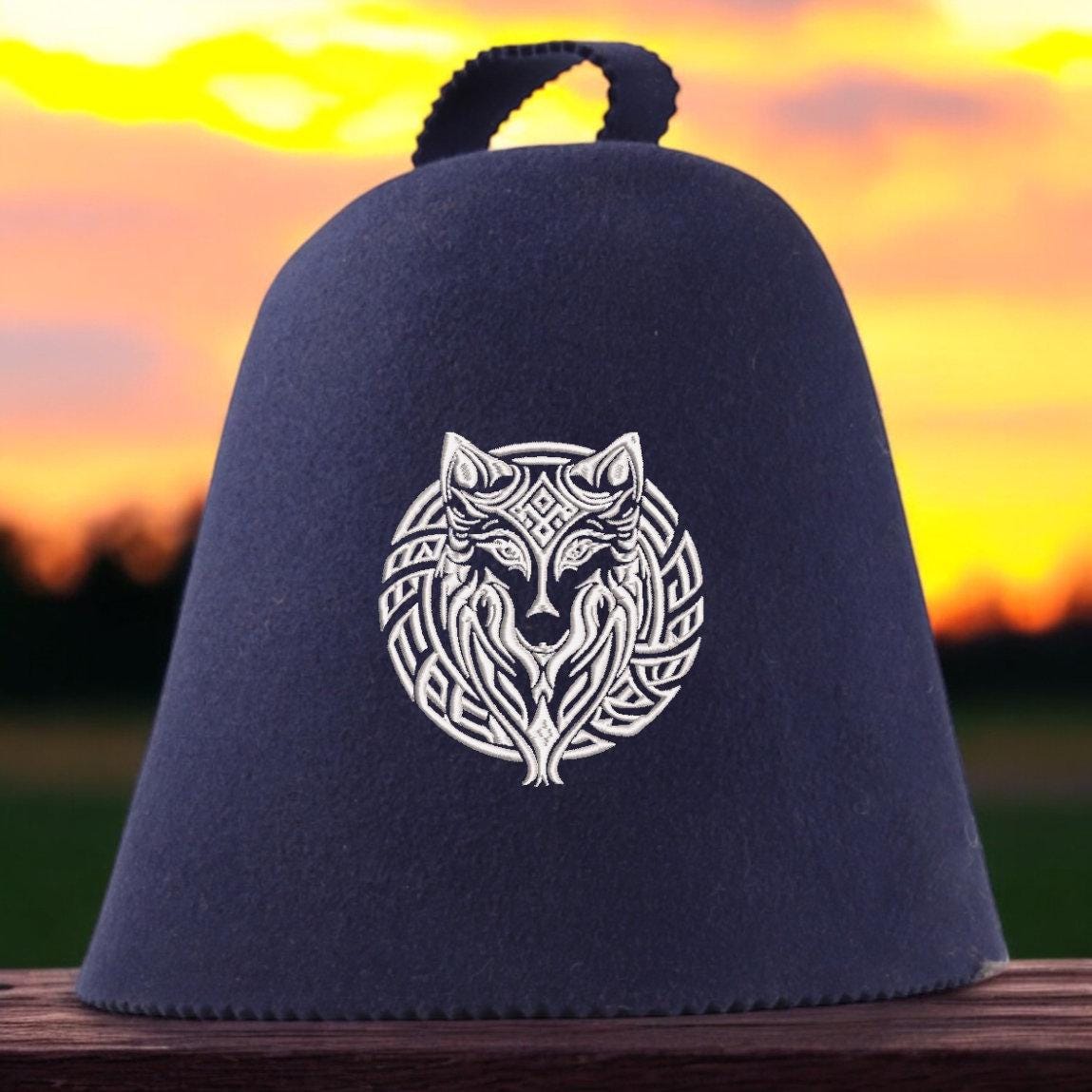 Saunahut Personalisier Bar Bestickt Mit Wolfskopf | Wölfin Sauna Hut Celtic Wolf | Hat Saunahut Personalisier Bar Bestickt Mit Wolfskopf | Wölfin Sauna Hut Celtic Wolf | Hat von Etsy - SaunaHamamStore