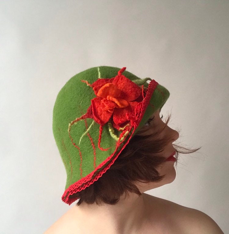 Grüner Saunahut Mit Spitzen Und Blumen von Etsy - Saunaworld
