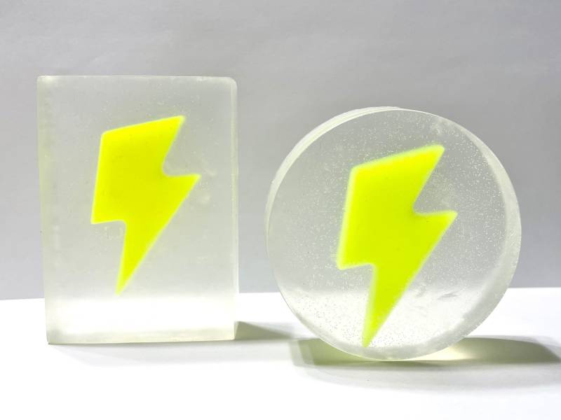 Pfefferminz "Electric" Glow Seife von Etsy - ScentimentSoap