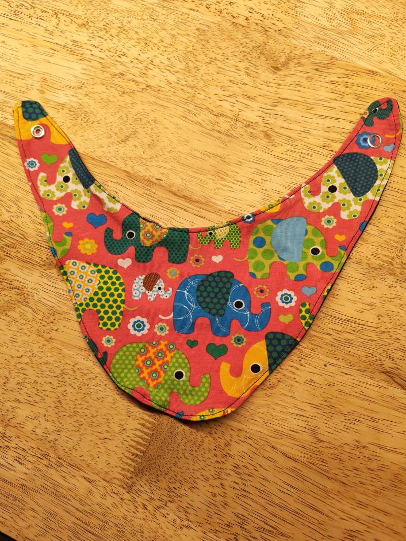 Dreieckstuch Mit Elefantenmuster Dreieckstuch Mit Elefantenmuster von Etsy - Schatzkisteohlala