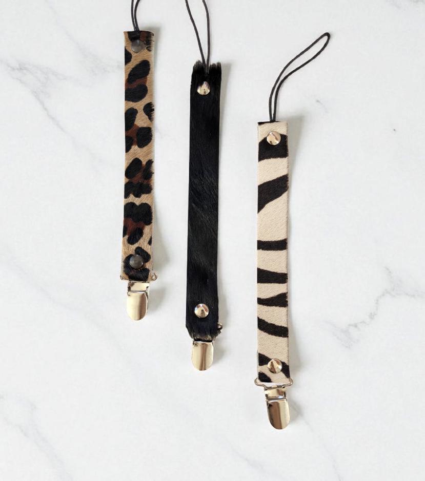 Schnullerkette Aus Leder Mit Animal Print von Etsy - Schmuckoroshe