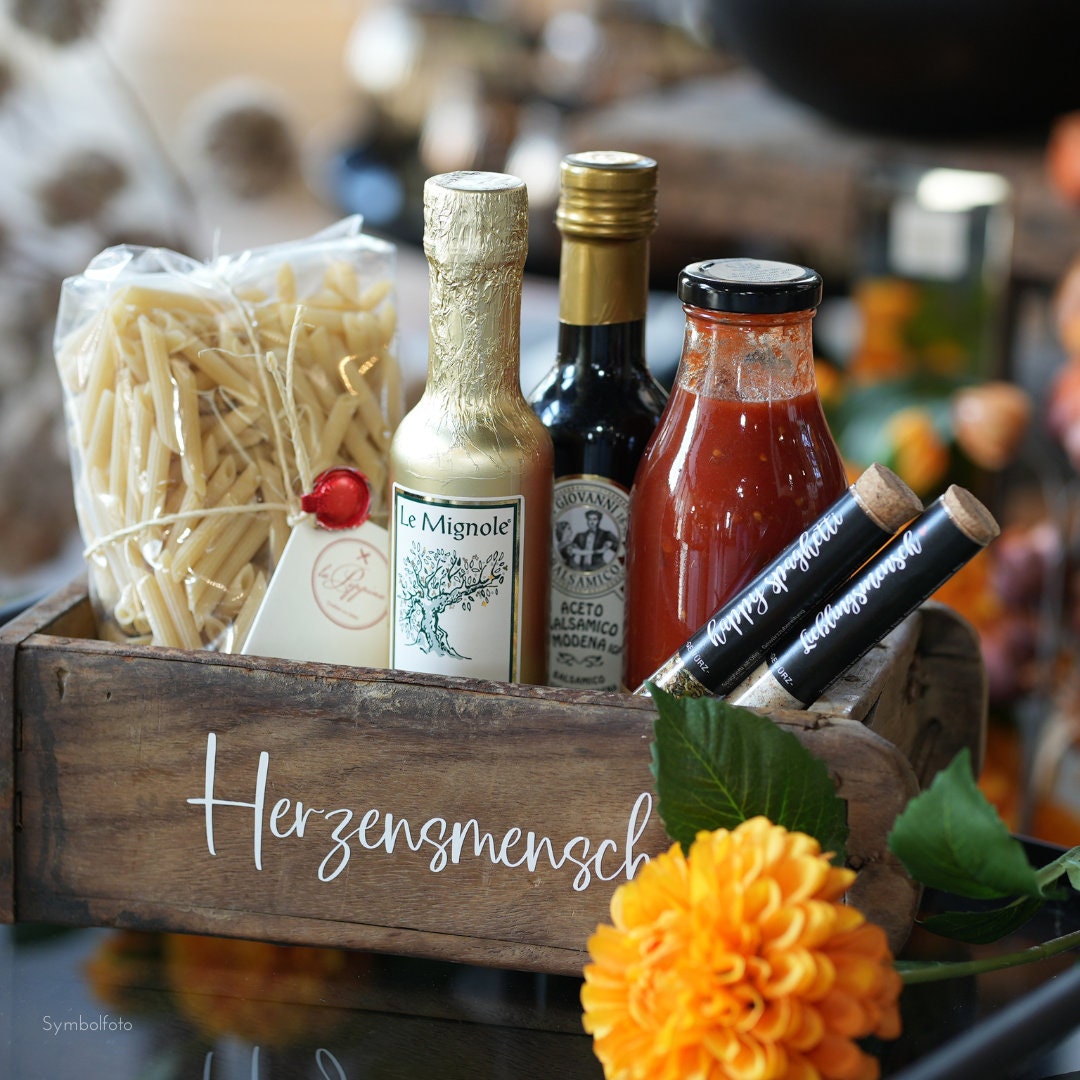Geschenkbox "Herzensmensch" | Erinnerungsbox Rustikale Dekoration Für Dein Zuhause Perfektes Mitbringsel Geschenkbox "Herzensmensch" | Erinnerungsbox Rustikale Dekoration Für Dein Zuhause Perfektes Mitbringsel von Etsy - SchneiderGeschenke
