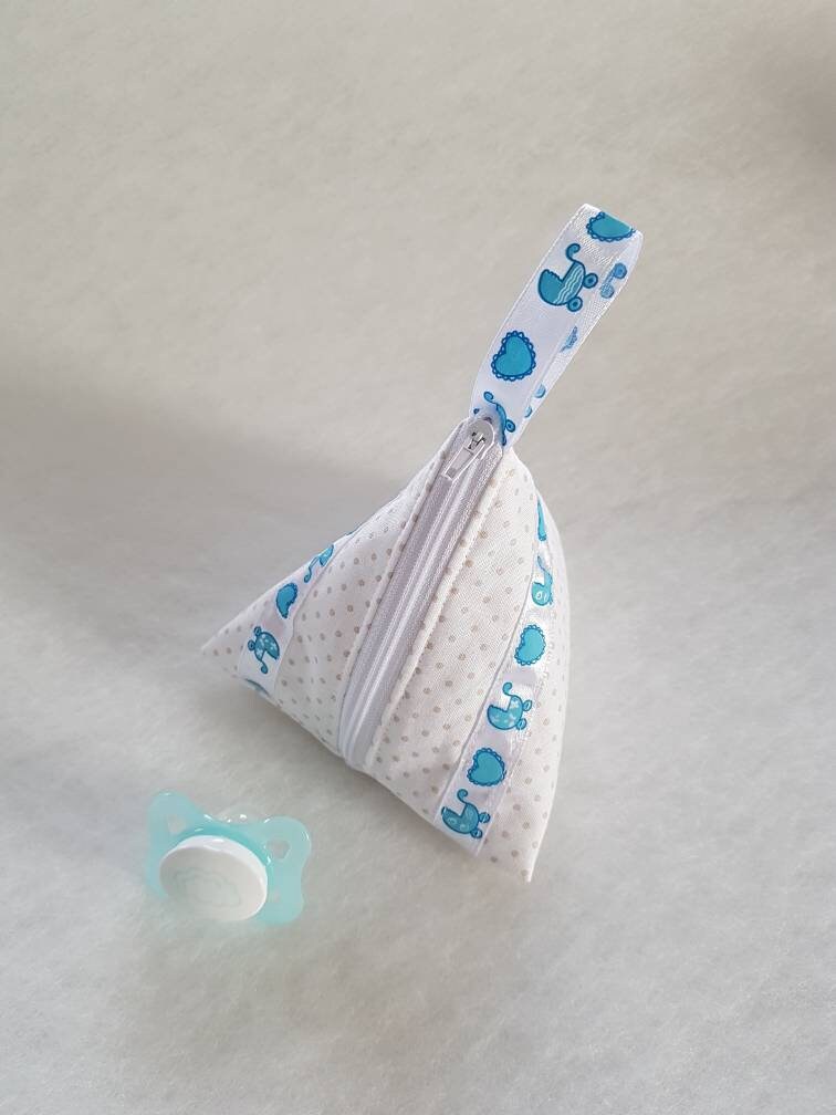 Schnullertäschchen, Pyramidentasche, Tasche Für Schnuller, Personalisiert, Mit Namen, Wunschname, Leckerlitasche Schnullertäschchen, Pyramidentasche, Tasche Für Schnuller, Personalisiert, Mit Namen, Wunschname, Leckerlitasche von Etsy - Schnuckellinchen