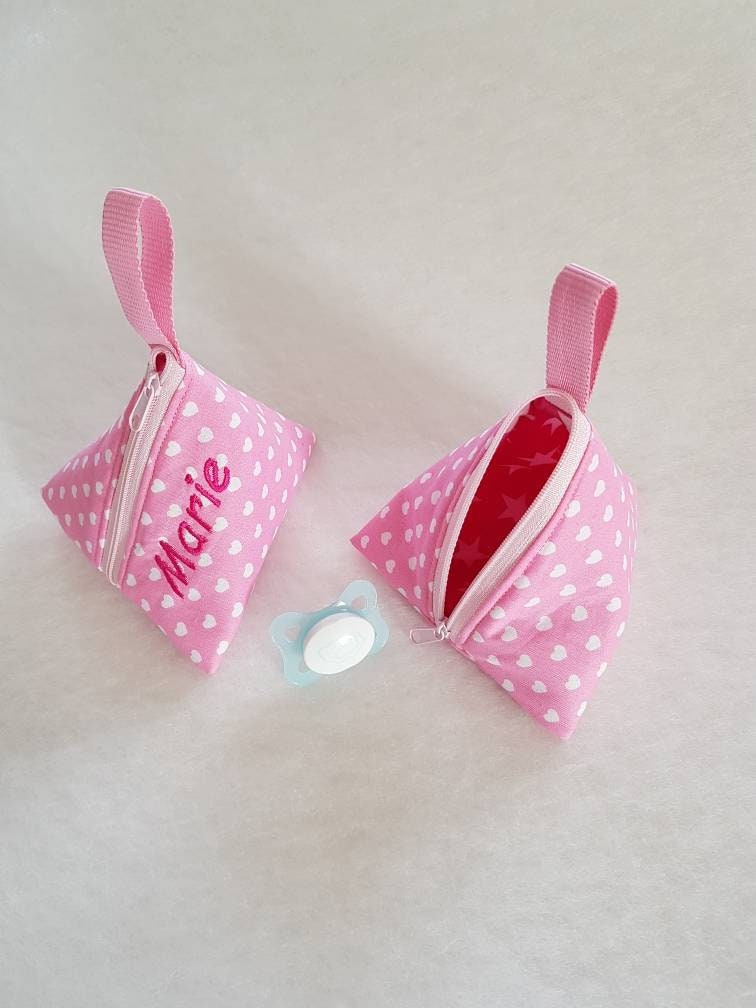 Schnullertäschchen, Pyramidentasche, Tasche Für Schnuller, Personalisiert, Mit Namen, Wunschname, Leckerlitasche Schnullertäschchen, Pyramidentasche, Tasche Für Schnuller, Personalisiert, Mit Namen, Wunschname, Leckerlitasche von Etsy - Schnuckellinchen