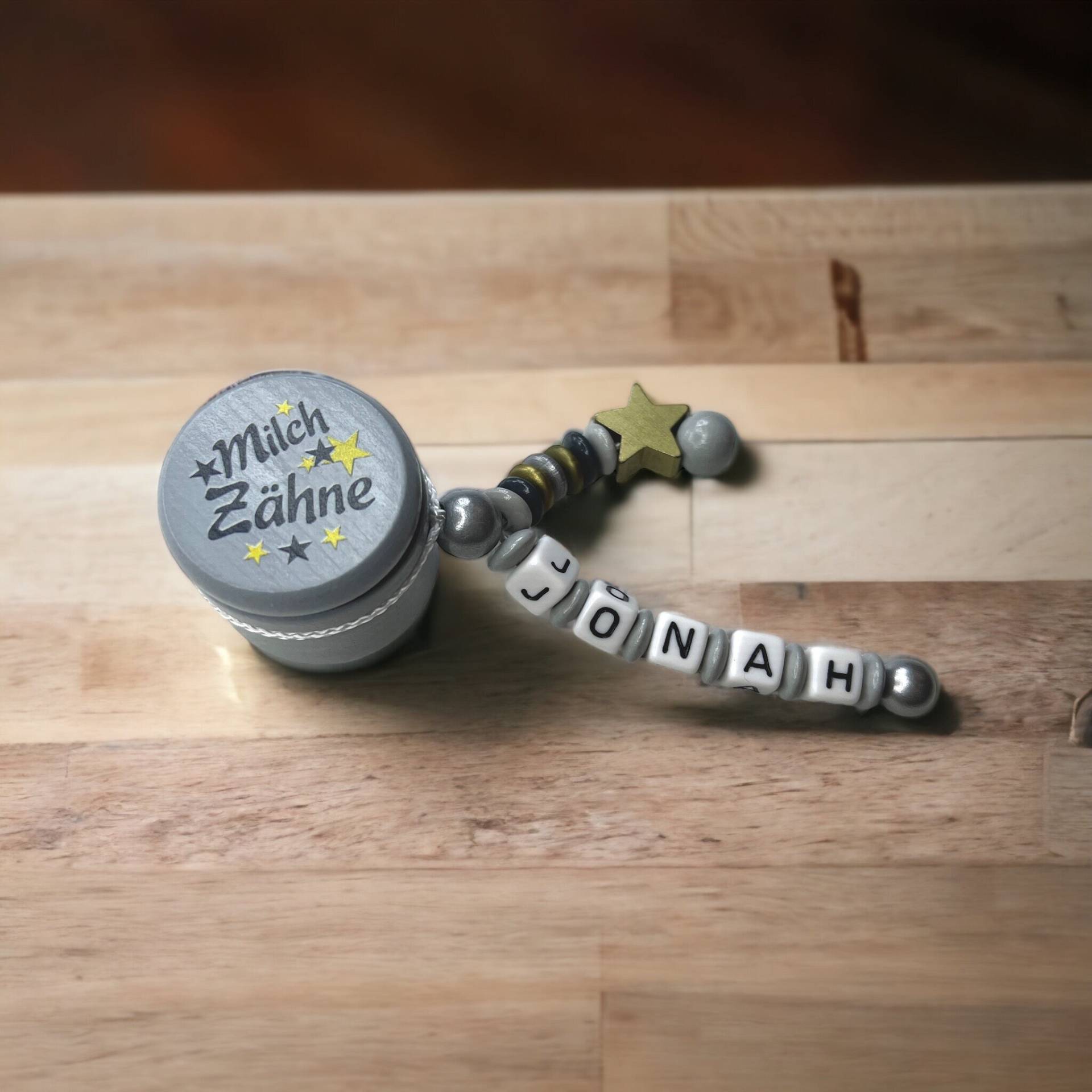 Milchzahn Dose Mit Name Geschenk Für Kinder Milchzahn Dose Mit Name Geschenk Für Kinder von Etsy - Schnullergeschenke