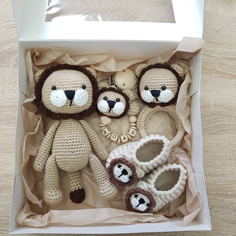 Newborn Babygeschenk Zur Geburt "Löwe, " | Unisex Geschenk Newborn Babygeschenk Zur Geburt "Löwe, " | Unisex Geschenk von Etsy - SchnullerkettenHaSi