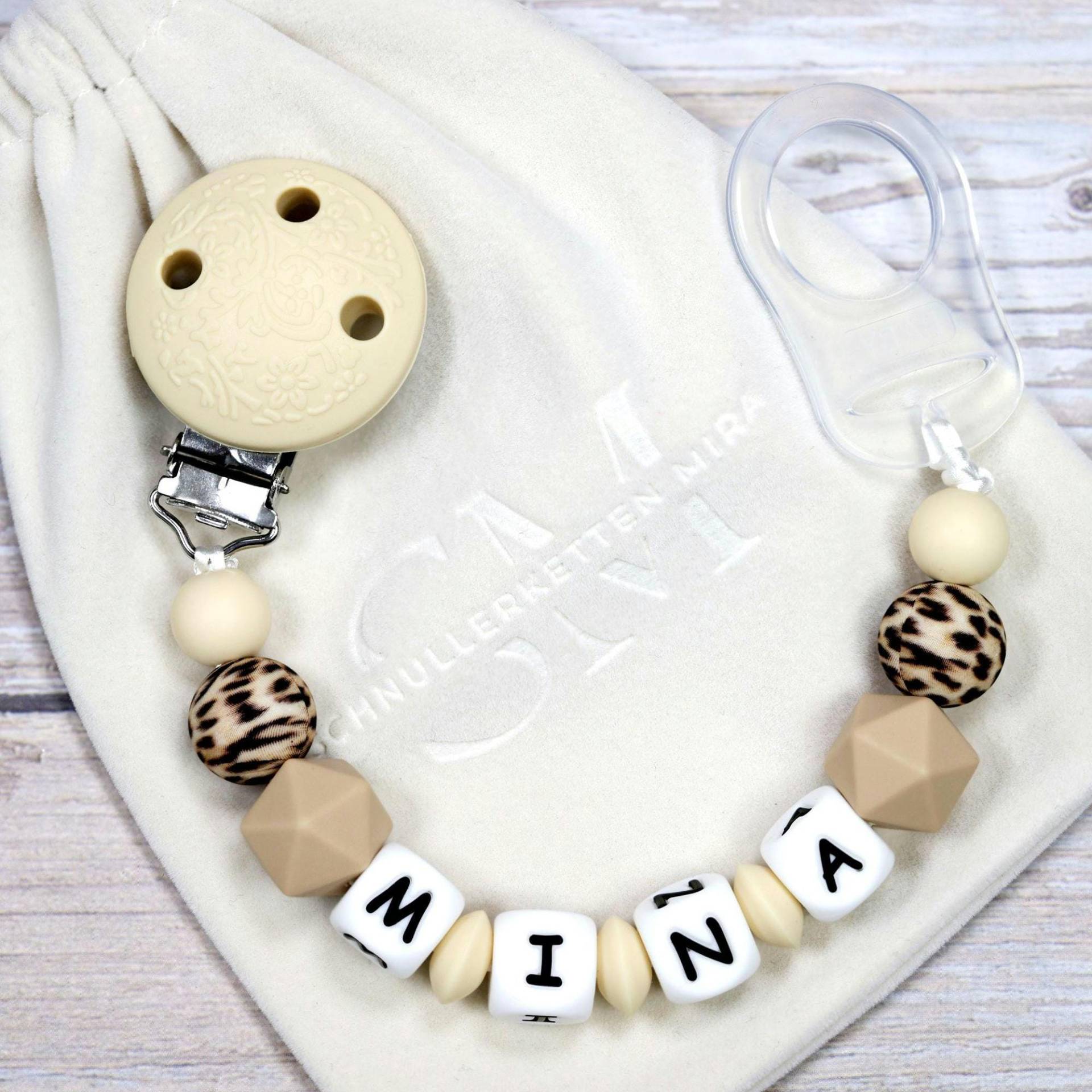 Schnullerkette Mit Namen Mädchen Schnullerkette Mit Namen Mädchen von Etsy - SchnullerkettenMira
