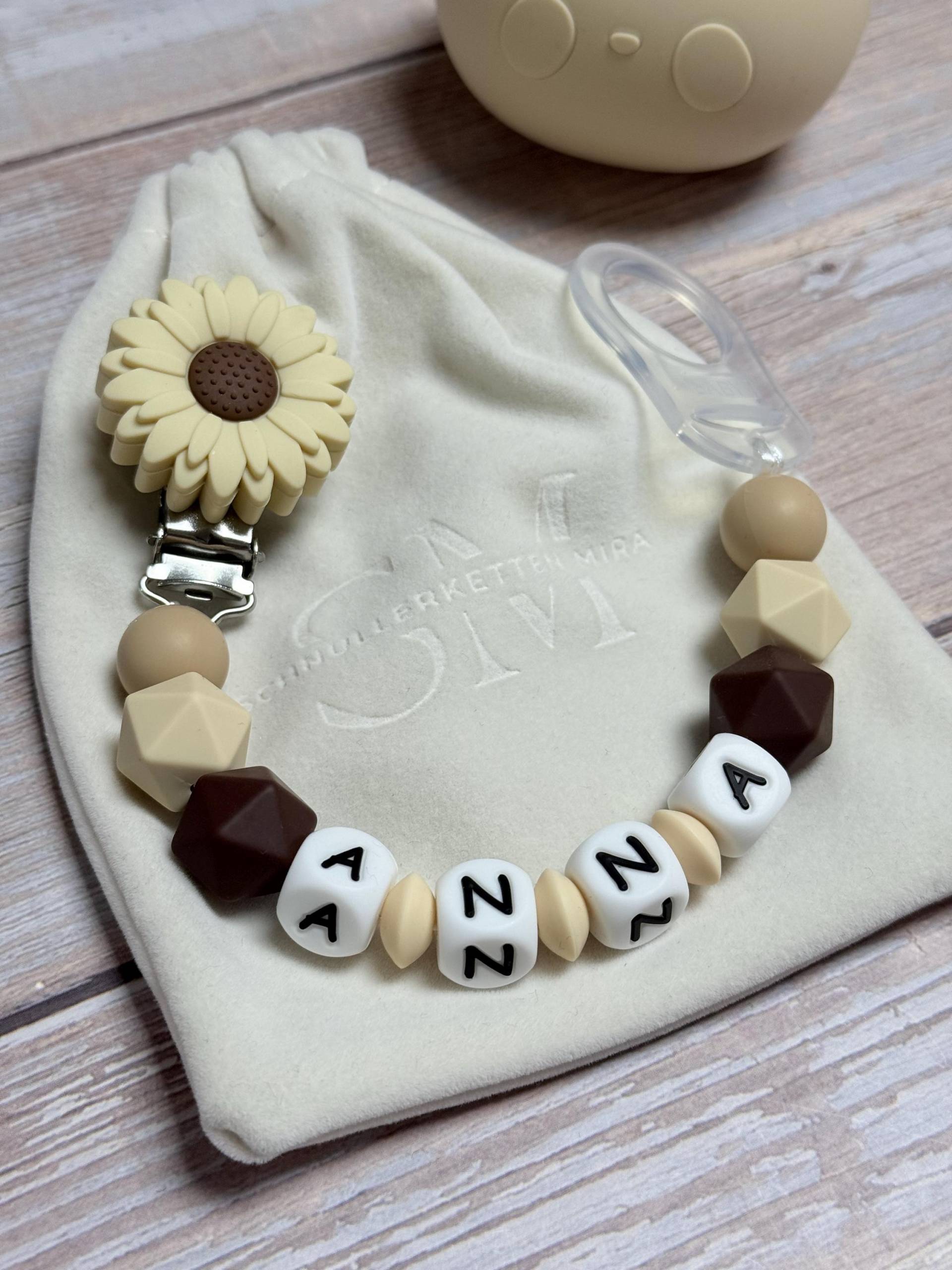 Schnullerkette Mit Namen Mädchen von Etsy - SchnullerkettenMira