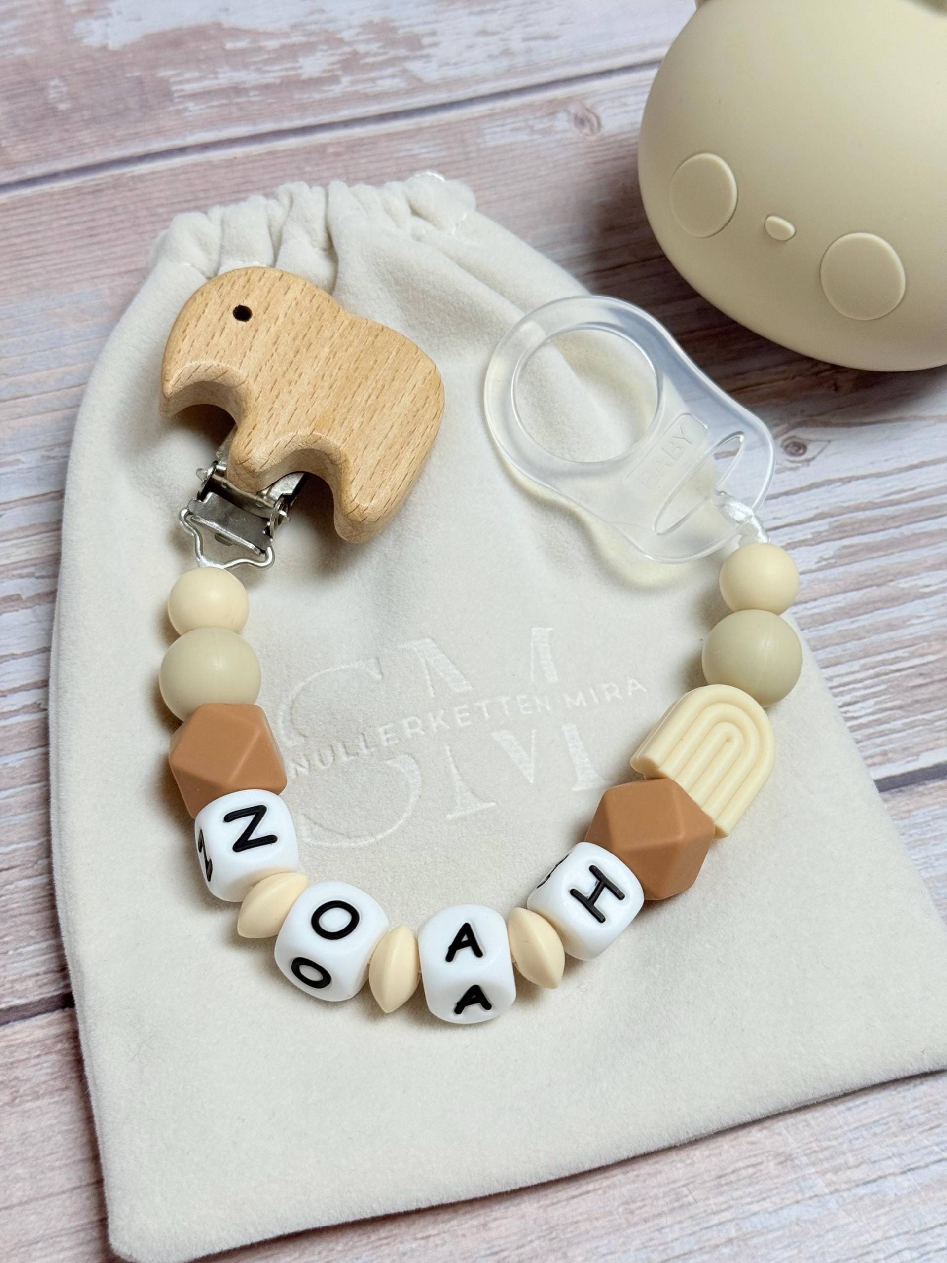 Schnullerkette Mit Namen Mädchen von Etsy - SchnullerkettenMira