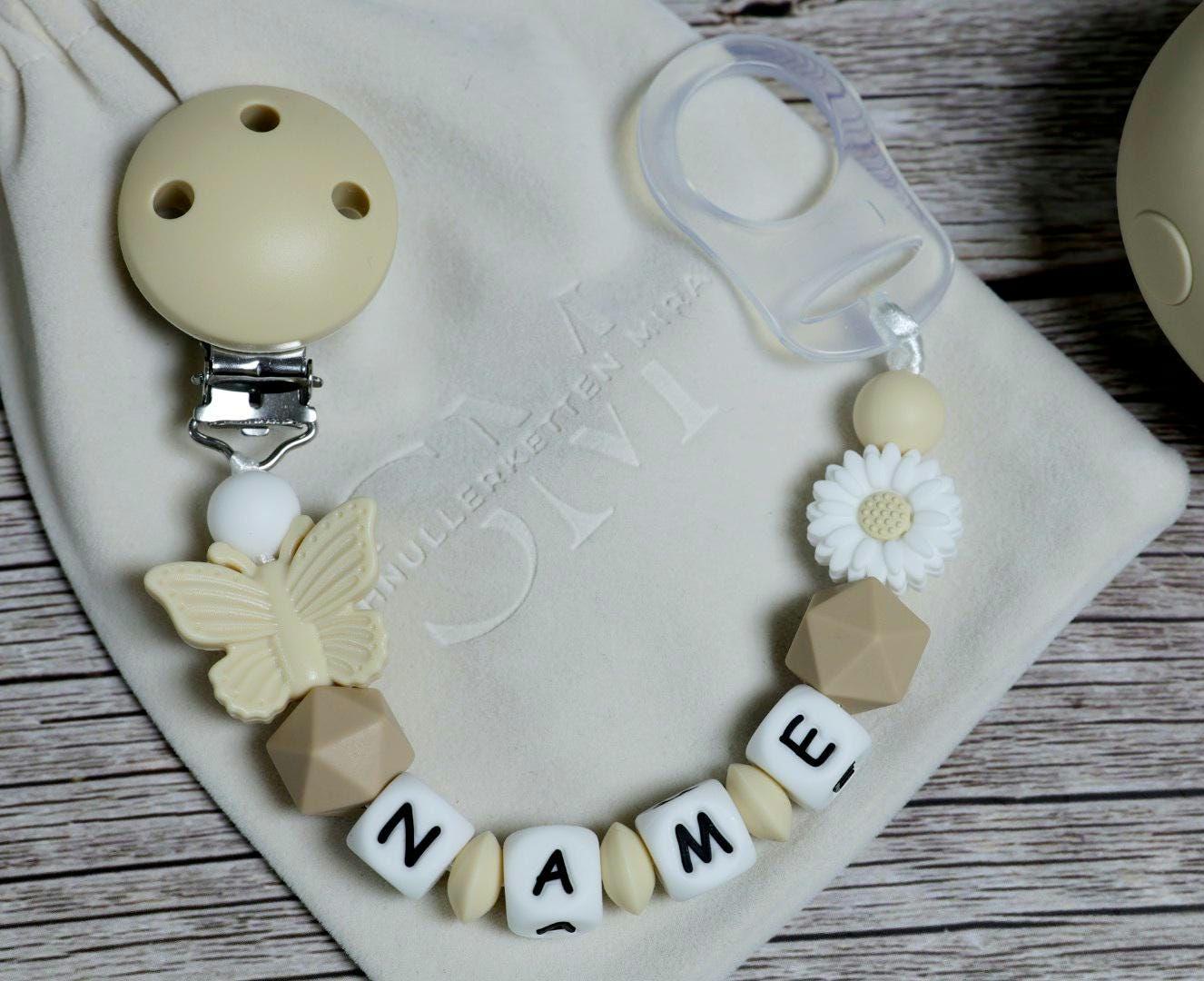 Schnullerkette Mit Namen Mädchen Schnullerkette Mit Namen Mädchen von Etsy - SchnullerkettenMira