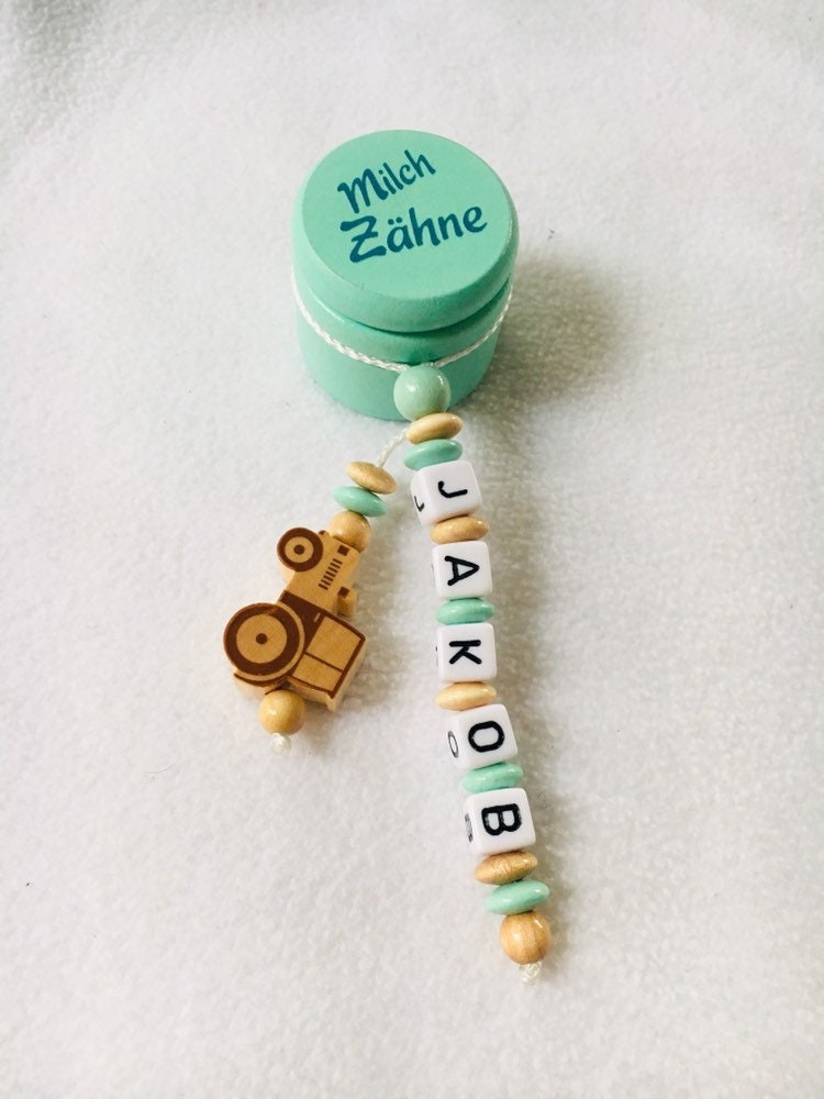 Milchzahndose Traktor, Farbe Mint, Natur von Etsy - Schnulliattack