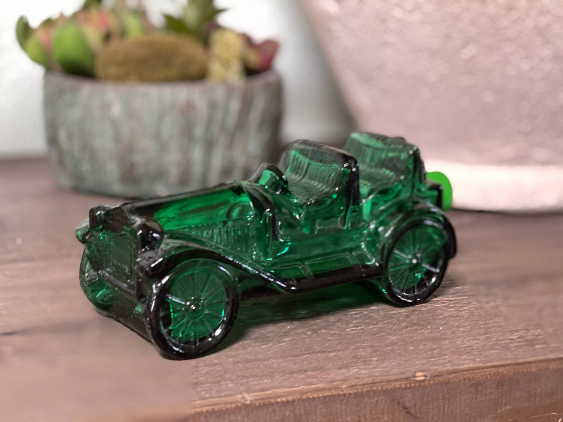 Grünes Kunst Glas Classic Car Flasche Köln Avon 1970Er Duftbehälter Vintage Badezimmer Dekor Hochzeit Eitelkeit Bräutigam Geschenk After Shave Retro von Etsy - SecretBelladonna