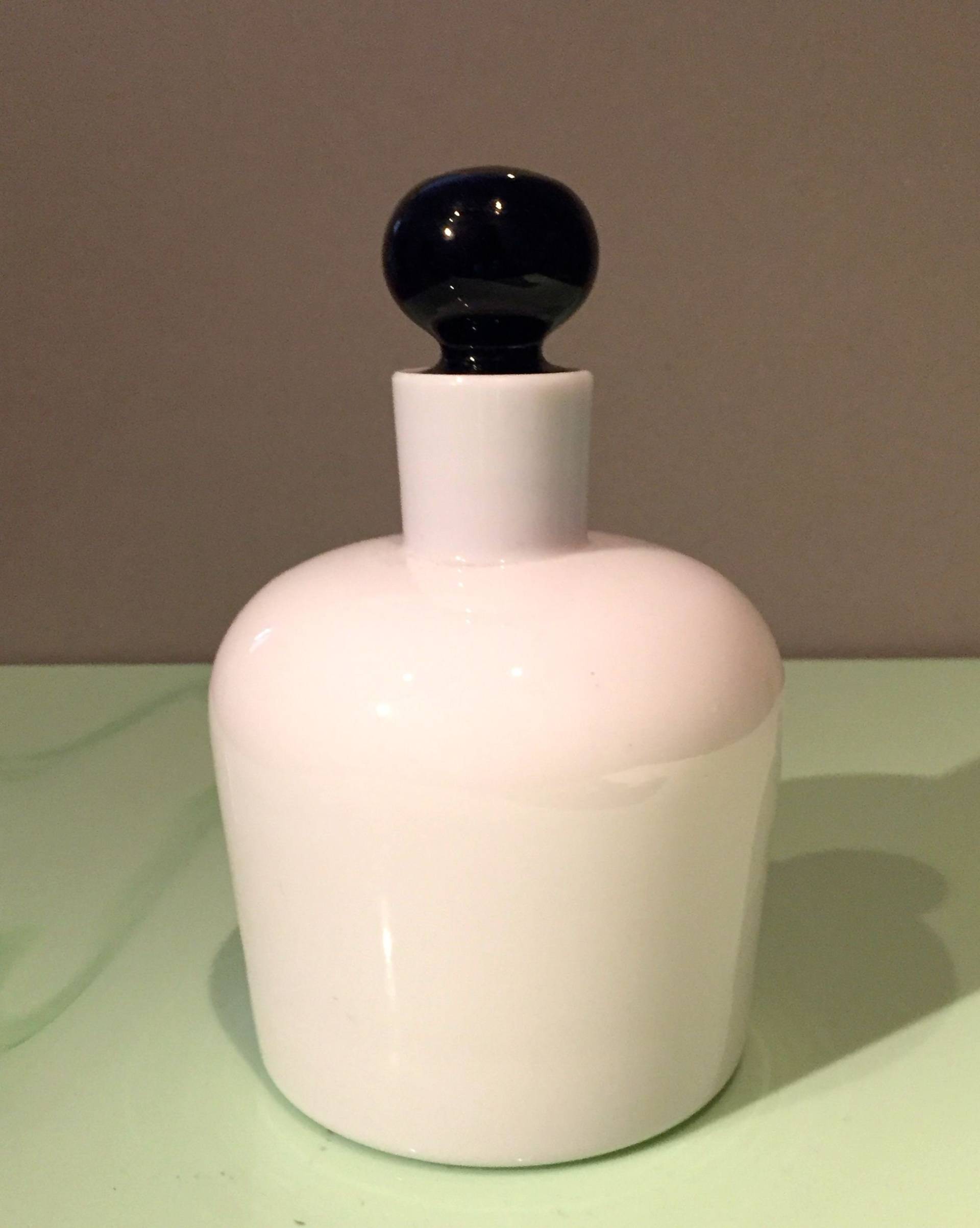 Baccarat Georges Chevalier Art-Deco-Kristall-Opal-Flasche von Etsy - SecretCabinet