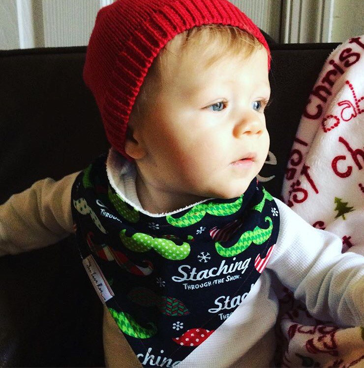 Zuhause Für Die Feiertage | Saisonale Weihnachten/Holiday Kollektion - Passende Babylätzchen Und Haustier Bandanas Fliegen Zuhause Für Die Feiertage | Saisonale Weihnachten/Holiday Kollektion - Passende Babylätzchen Und Haustier Bandanas Fliegen von Etsy - SeeLunaRun