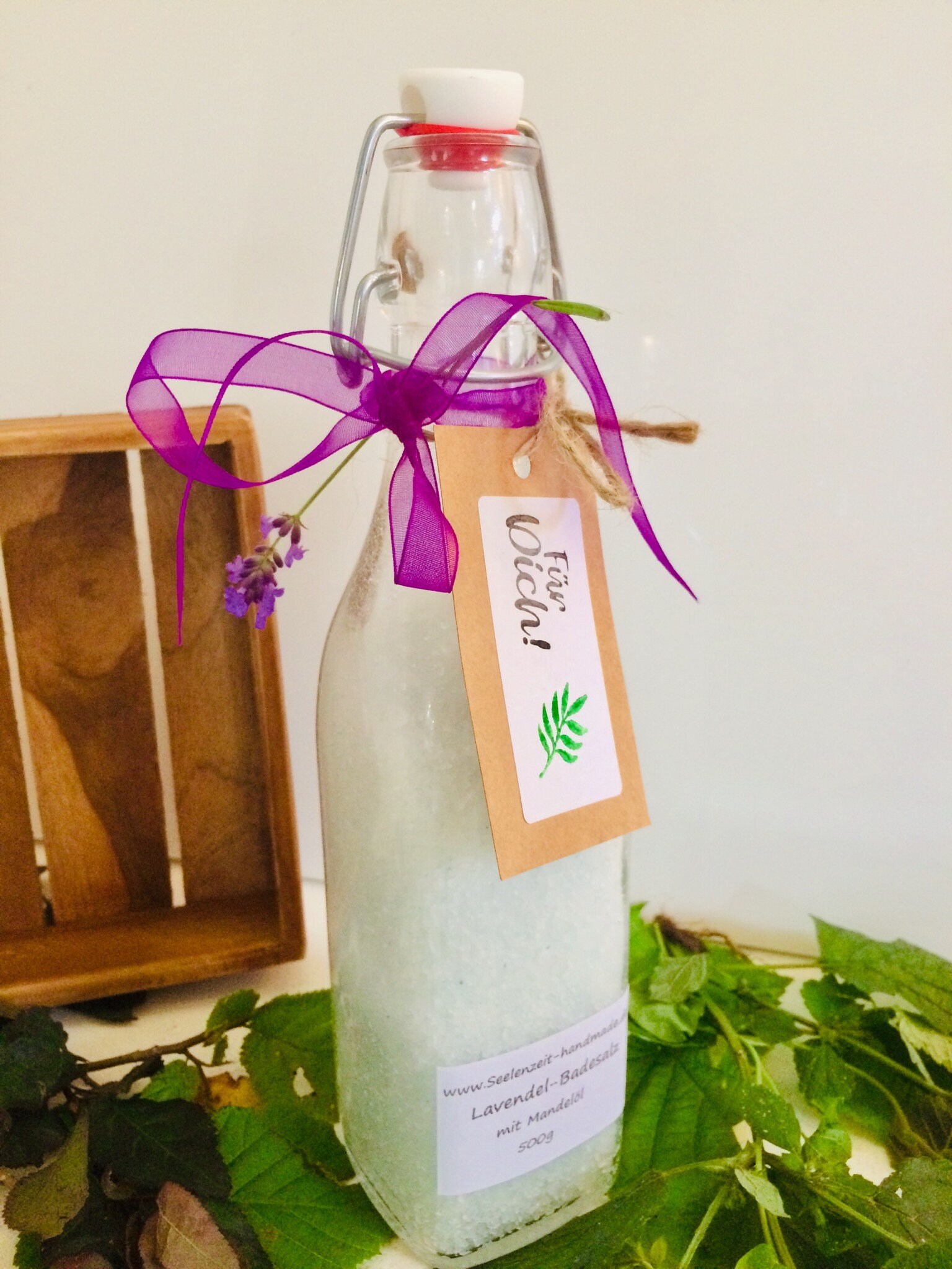 Badesalz Bio Lavendel Mit Mandelöl, 500Gramm in Glasbügelflasche, Wellness, Spa, Geschenk Badesalz Bio Lavendel Mit Mandelöl, 500Gramm in Glasbügelflasche, Wellness, Spa, Geschenk von Etsy - SeelenZeit